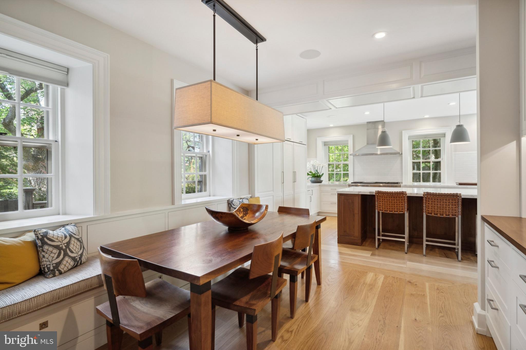 CHESTNUT HILL - Residential