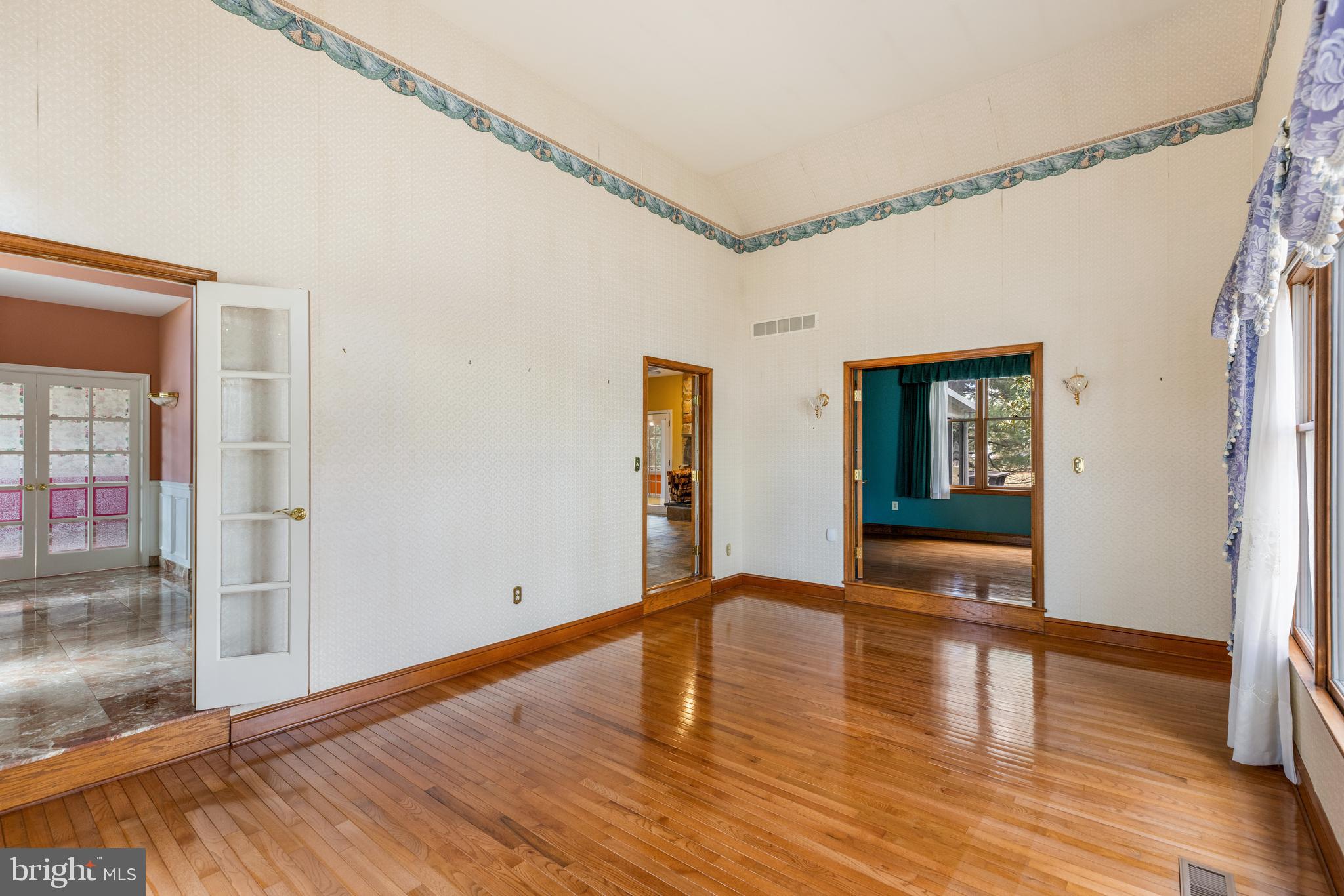 CEDAR GROVE FARM - Residential