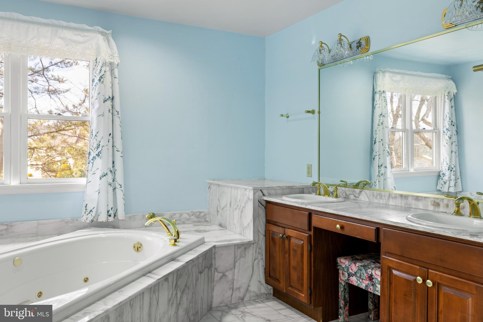 CEDAR GROVE FARM - Residential
