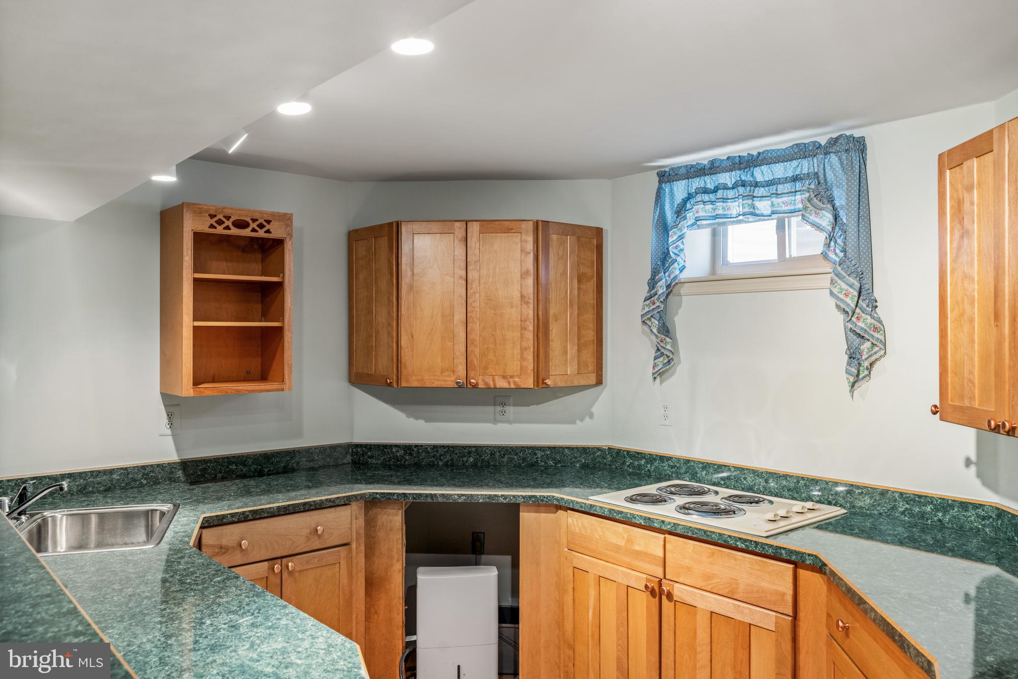 CEDAR GROVE FARM - Residential