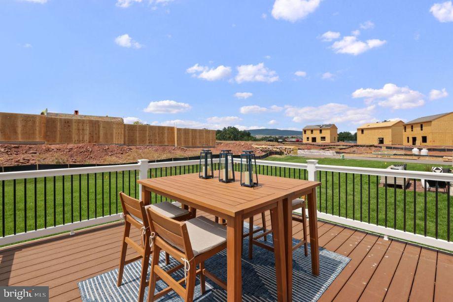 PAHAGACO HILLS - Residential