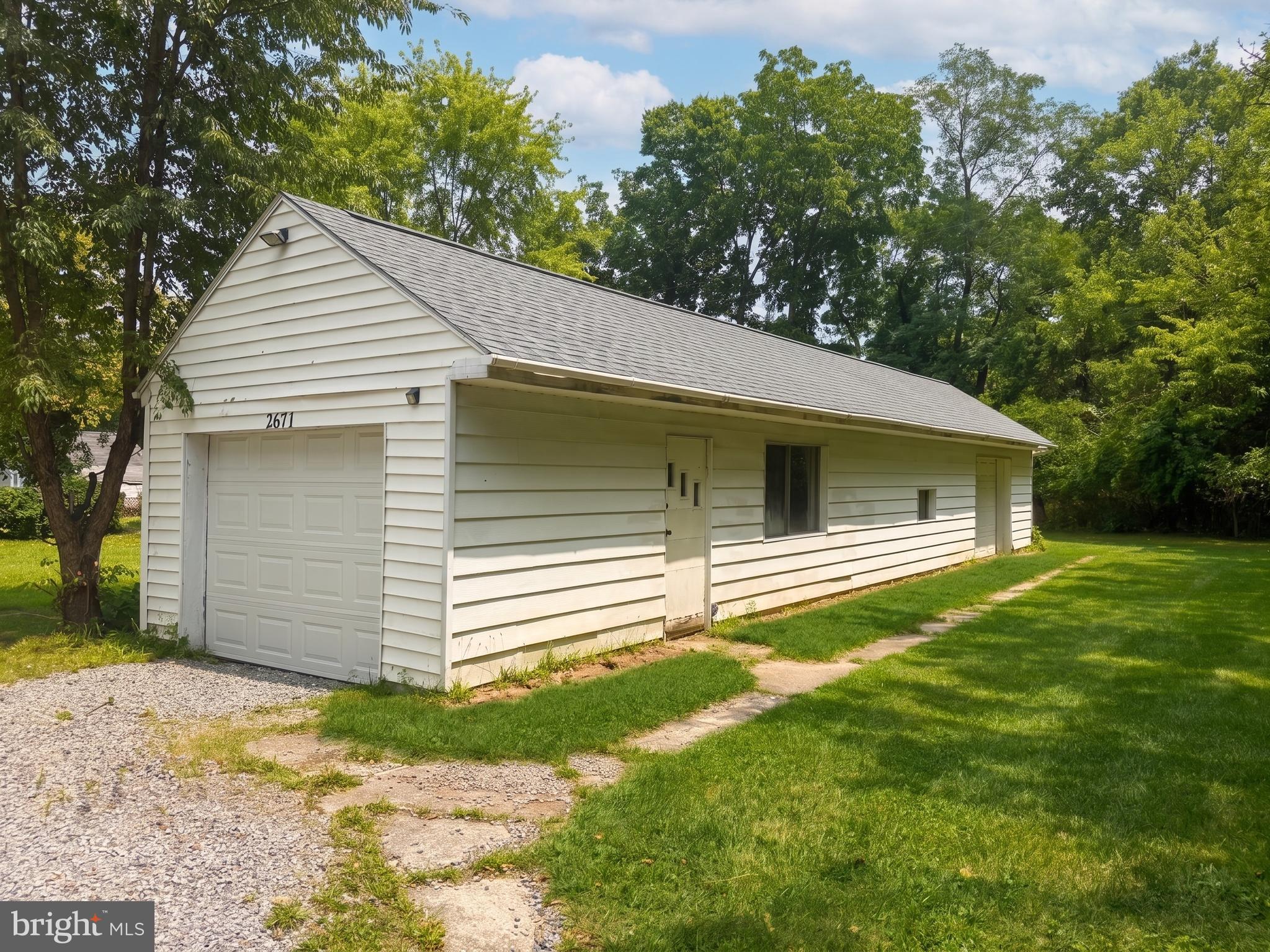 2671 N SUSQUEHANNA TRAIL