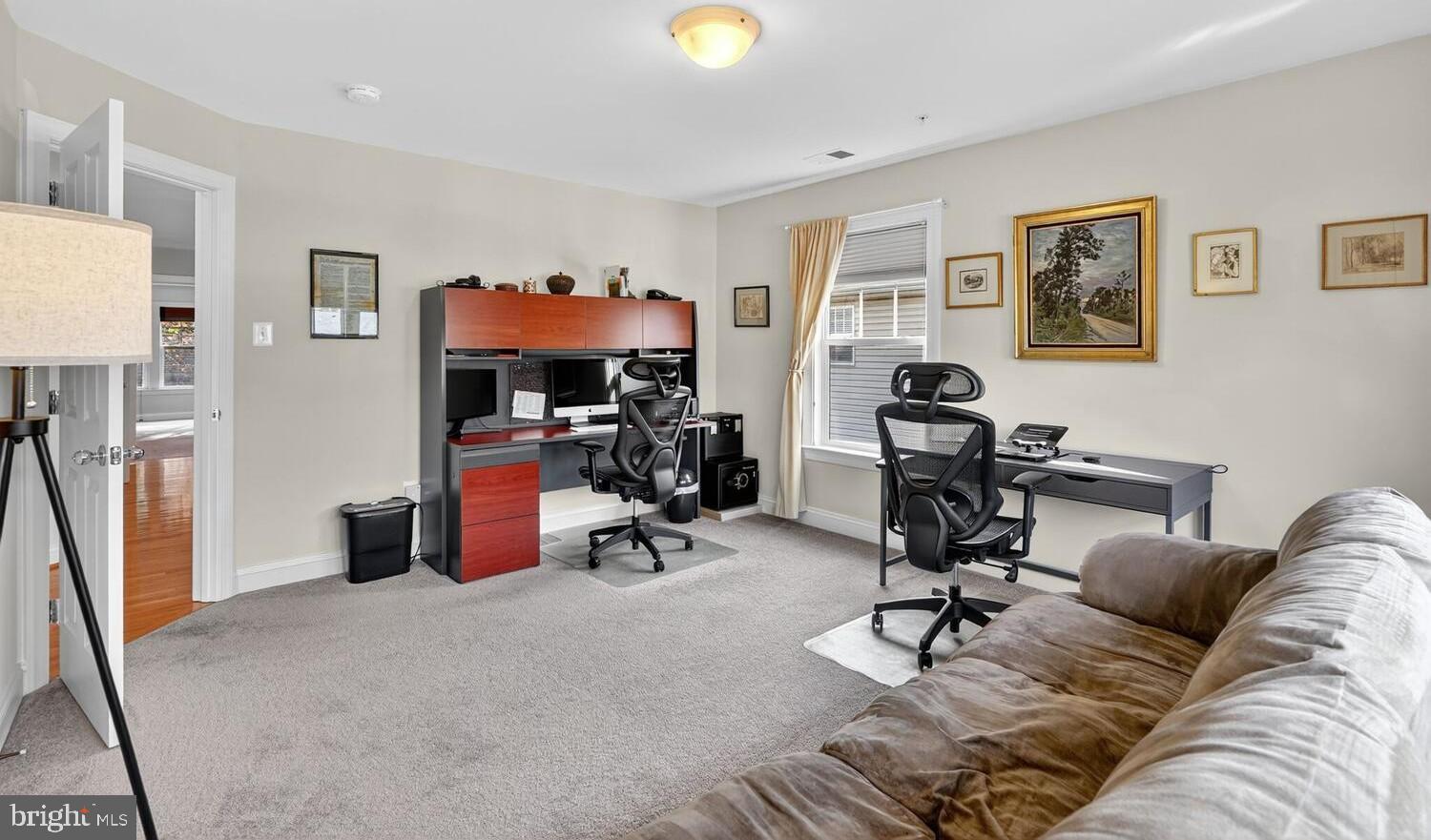 NORTH KENSINGTON - Residential