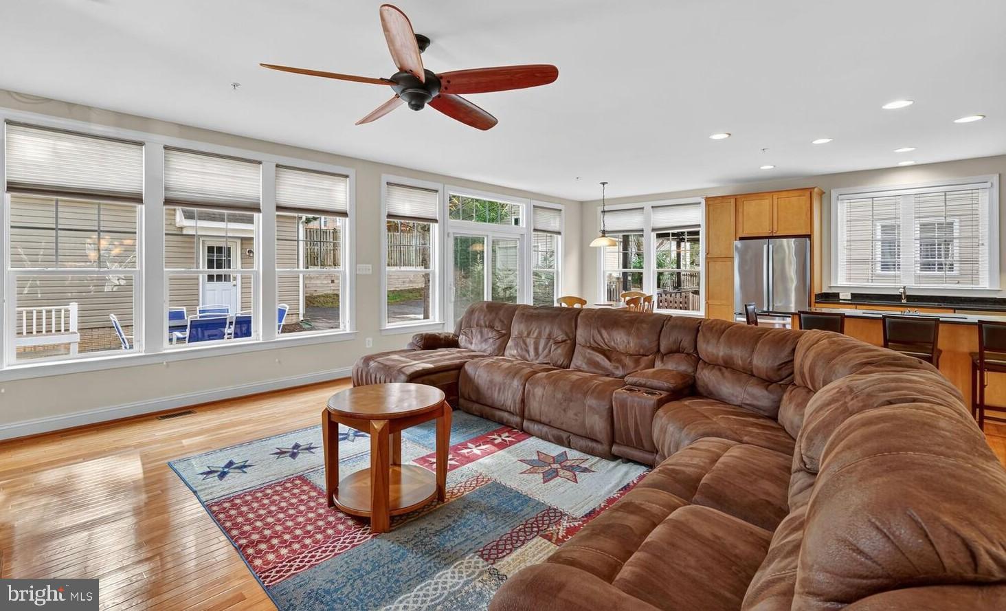 NORTH KENSINGTON - Residential