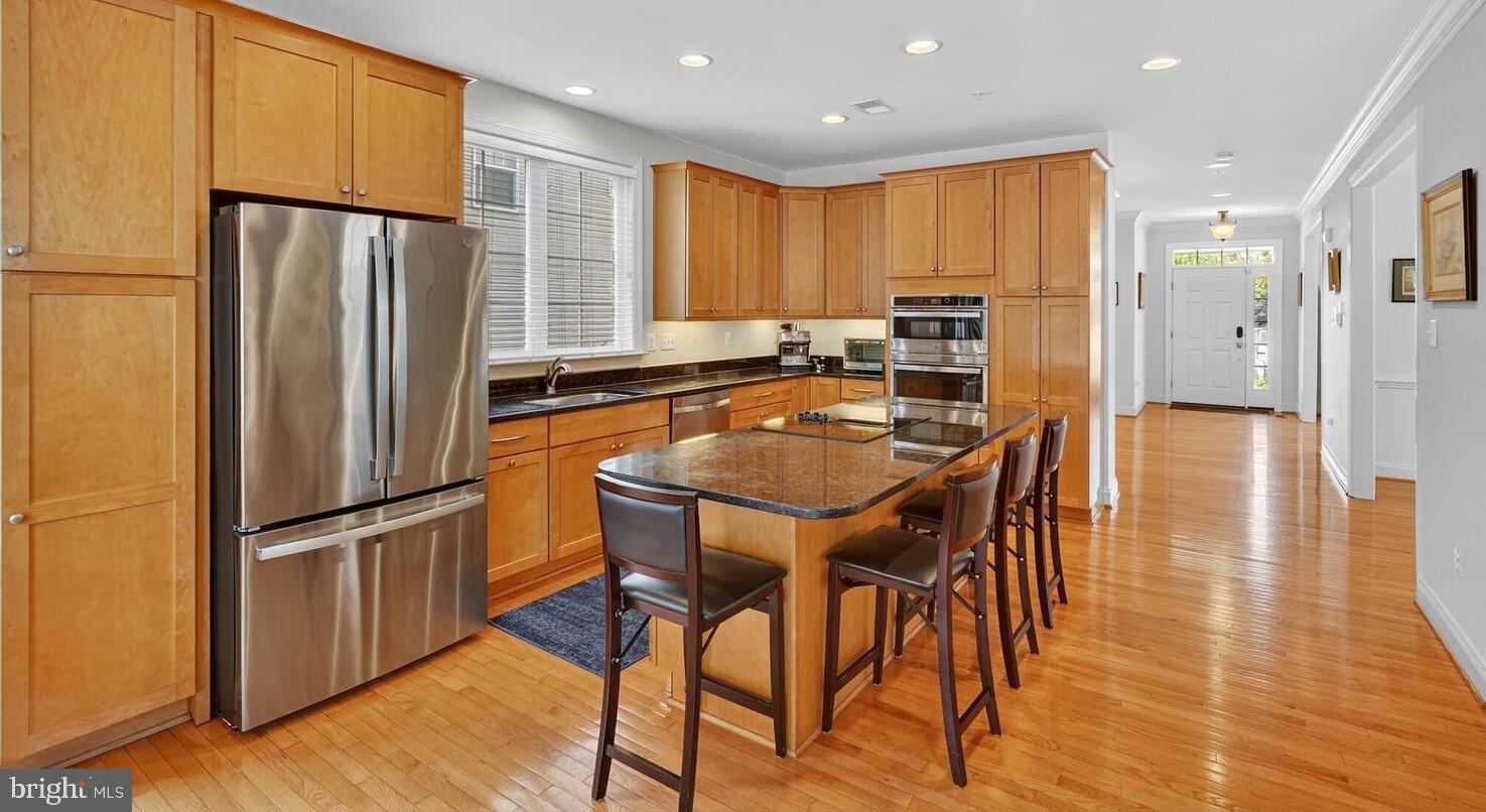 NORTH KENSINGTON - Residential