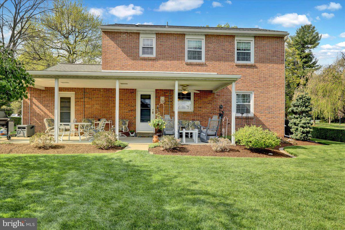 WYOMISSING HILLS - Residential