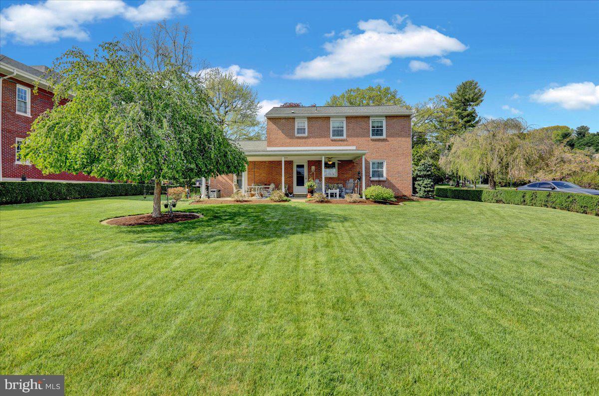 WYOMISSING HILLS - Residential