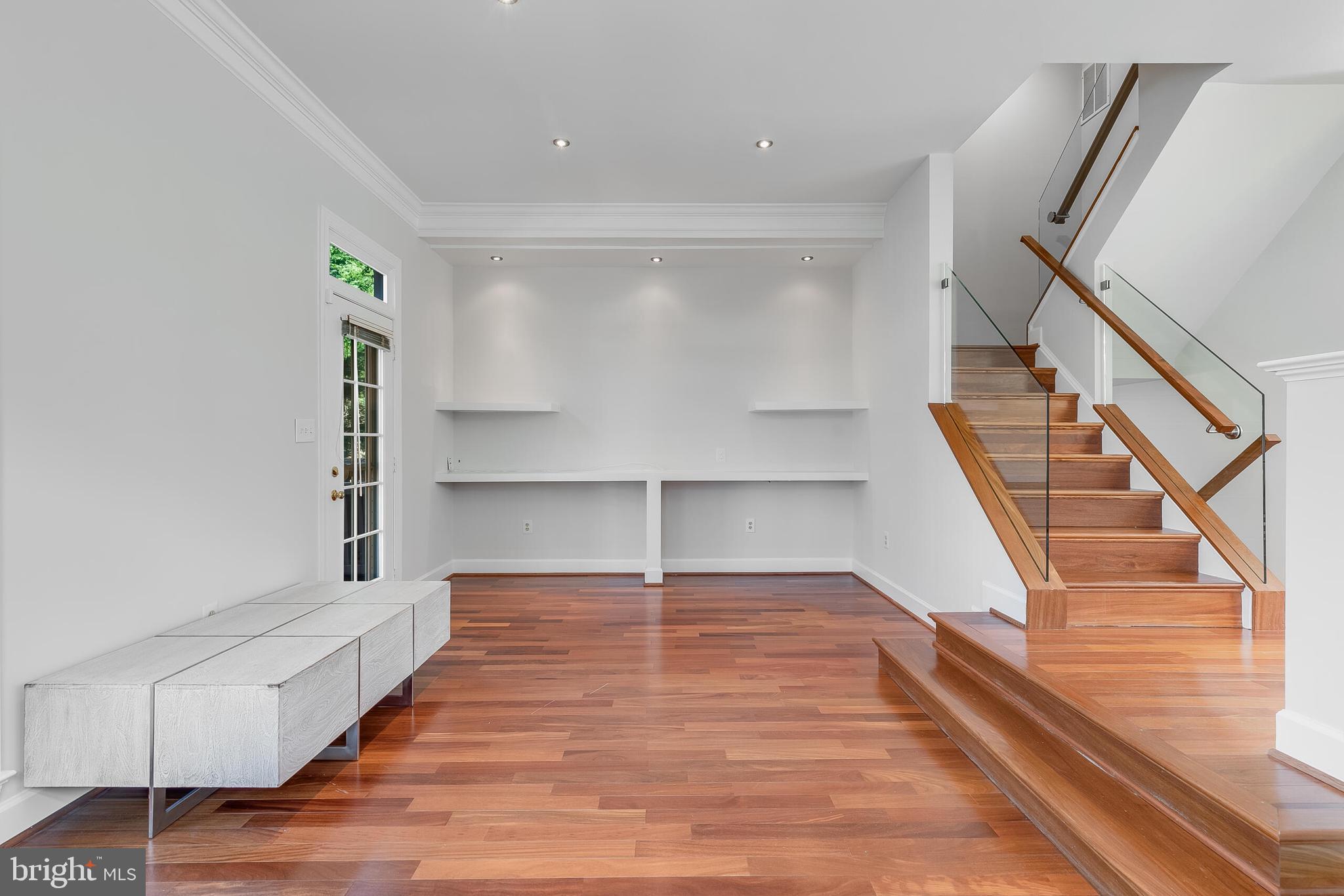 BALLSTON CREST - Residential Lease