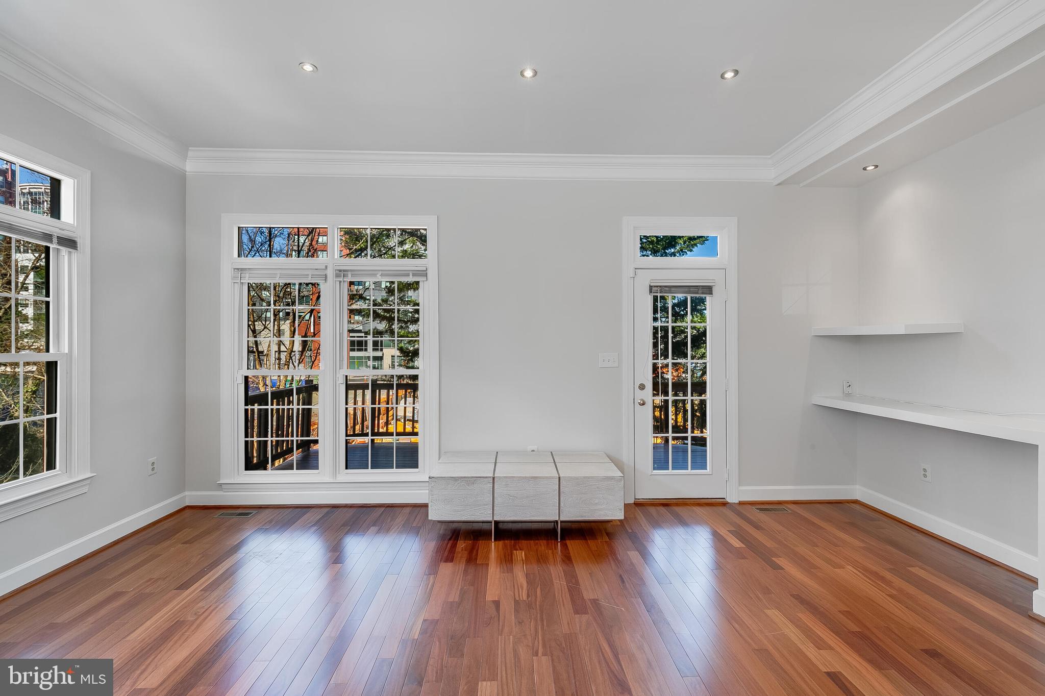 BALLSTON CREST - Residential Lease