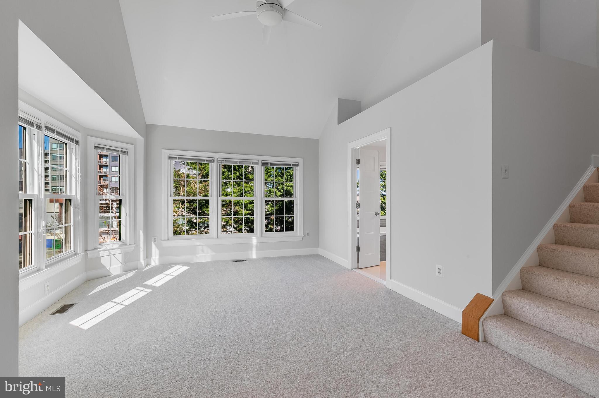 BALLSTON CREST - Residential Lease