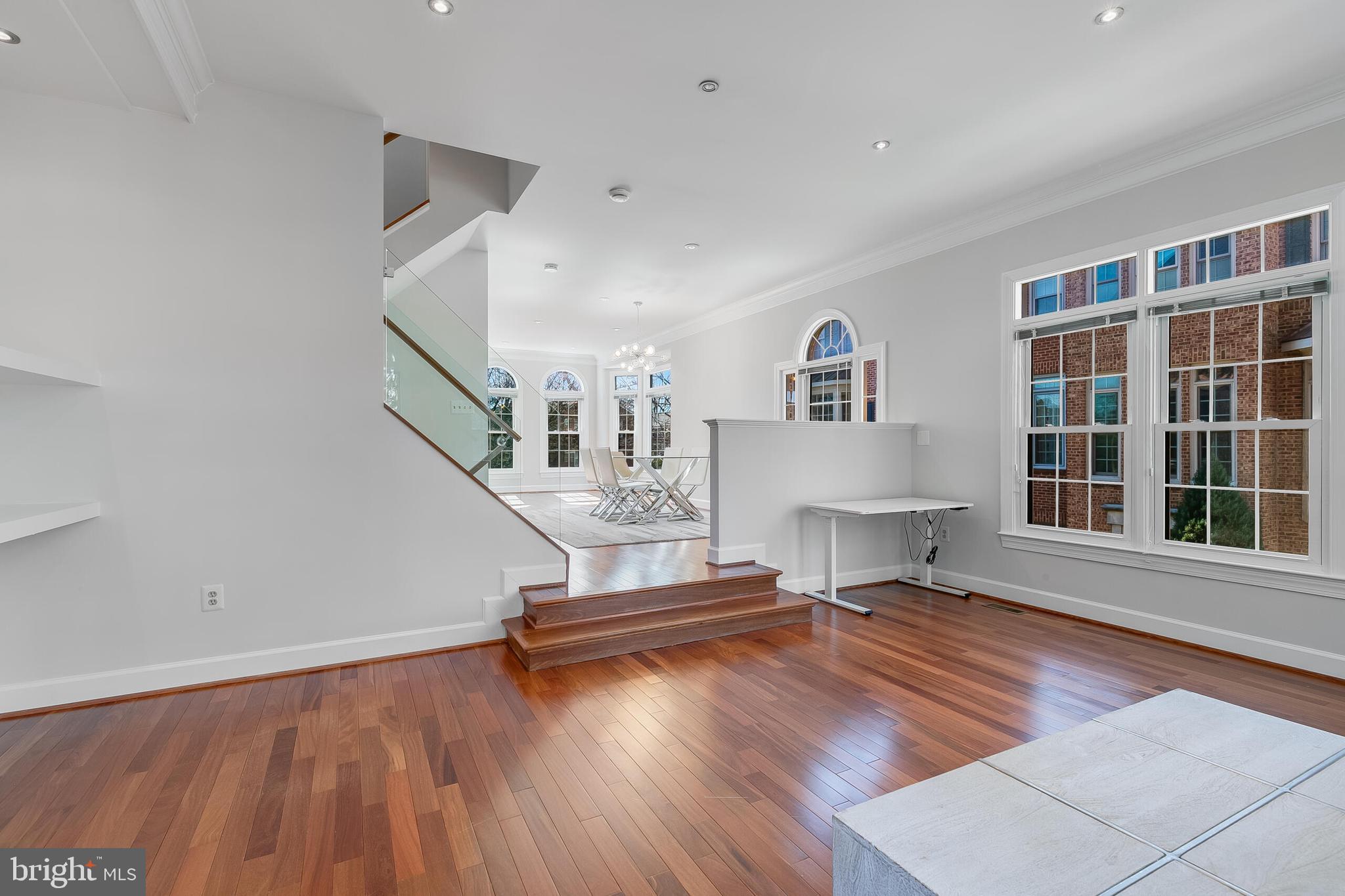 BALLSTON CREST - Residential Lease