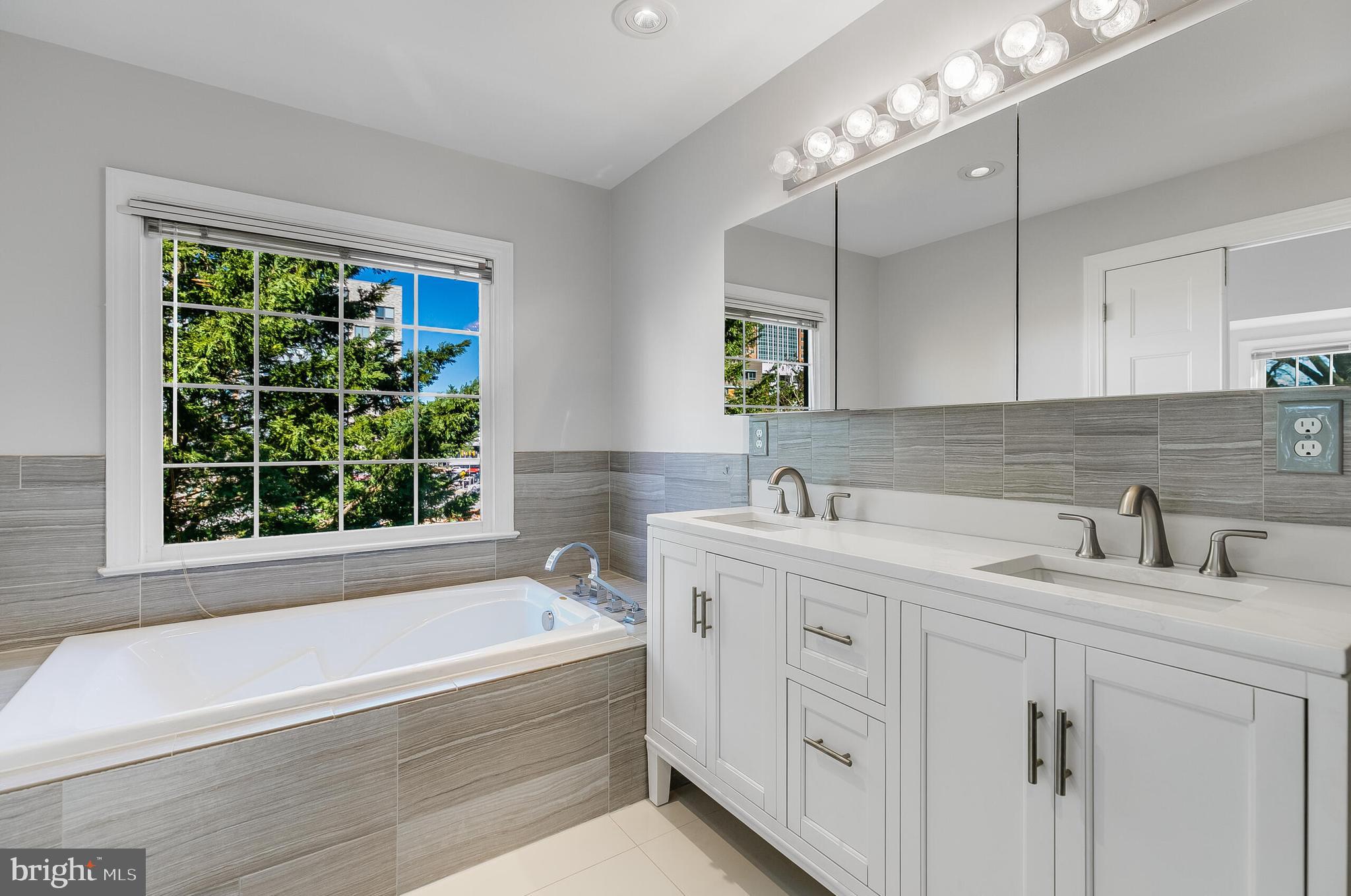 BALLSTON CREST - Residential Lease