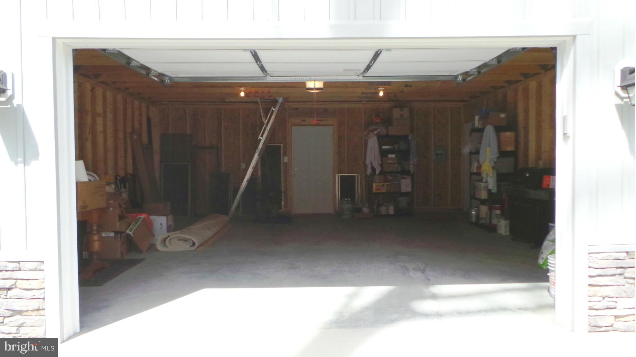 BESS MAR ESTATES - Residential