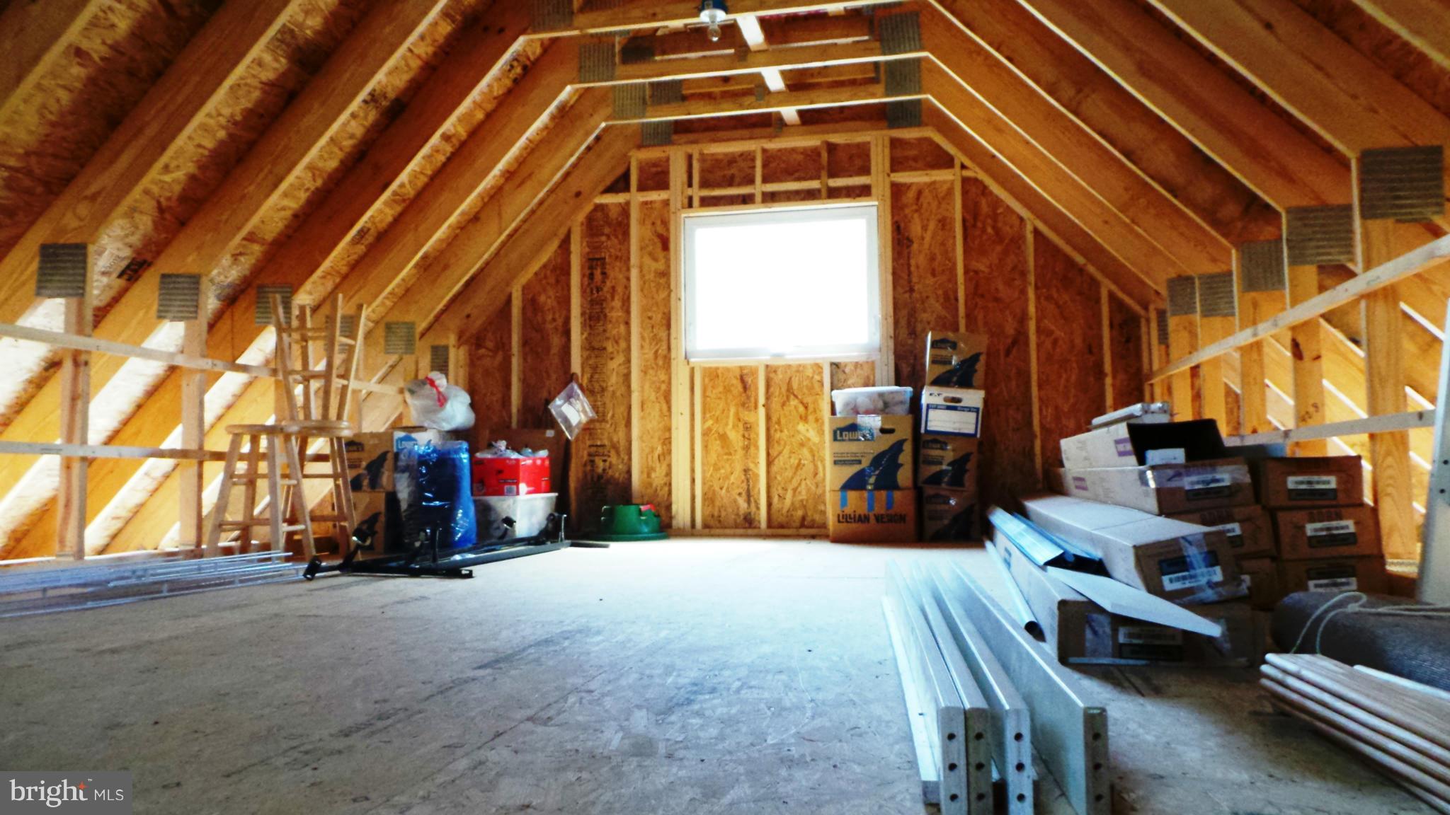 BESS MAR ESTATES - Residential