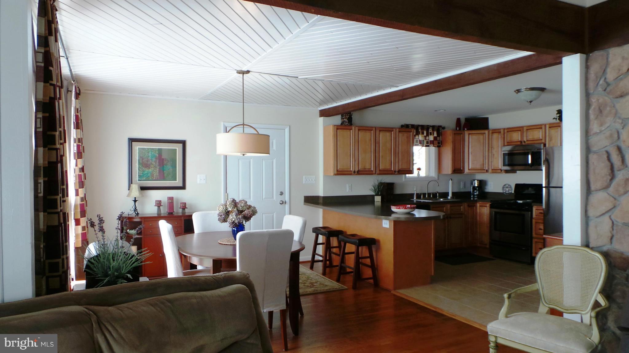 BESS MAR ESTATES - Residential