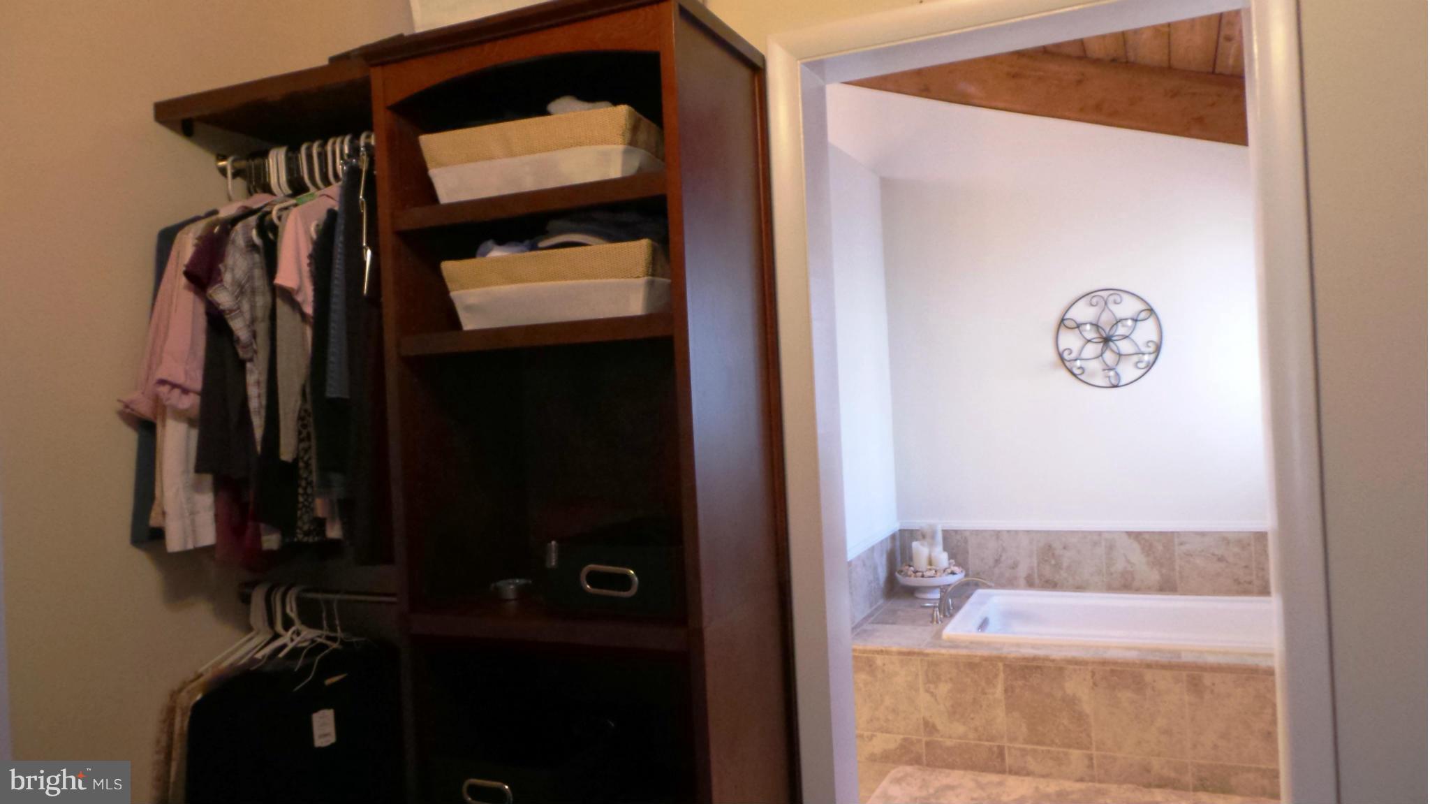 BESS MAR ESTATES - Residential