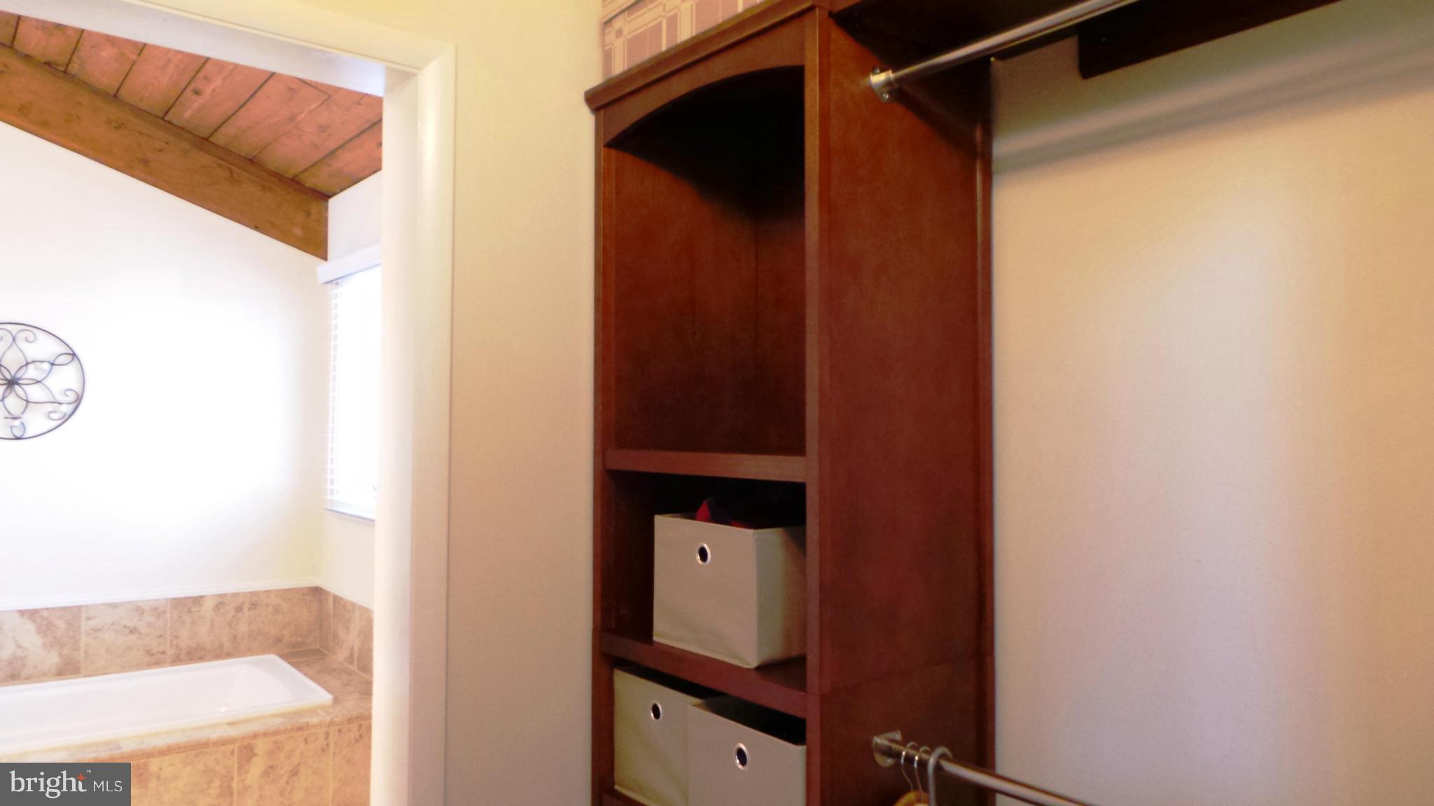 BESS MAR ESTATES - Residential