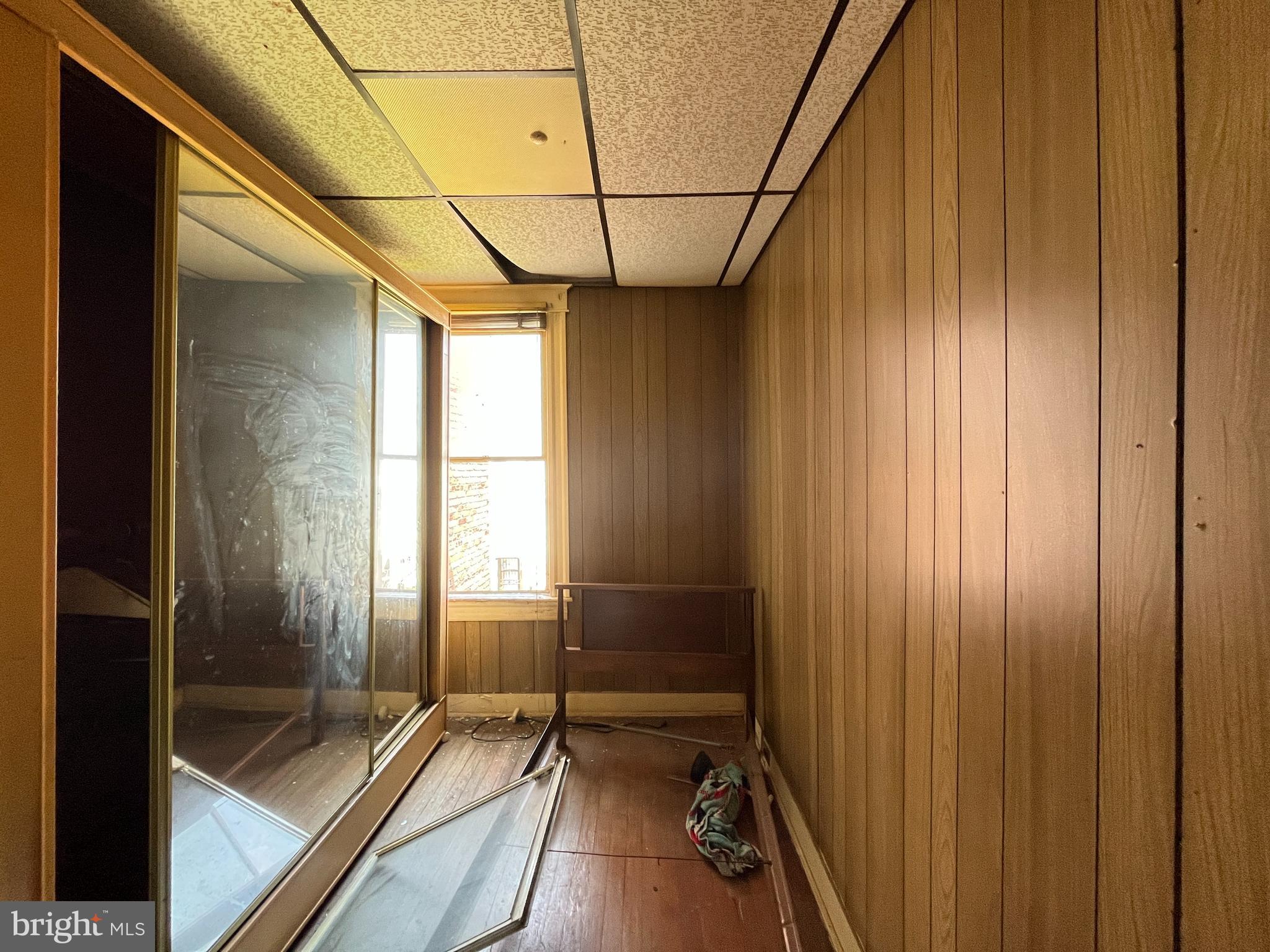 EDGEWOOD - Residential