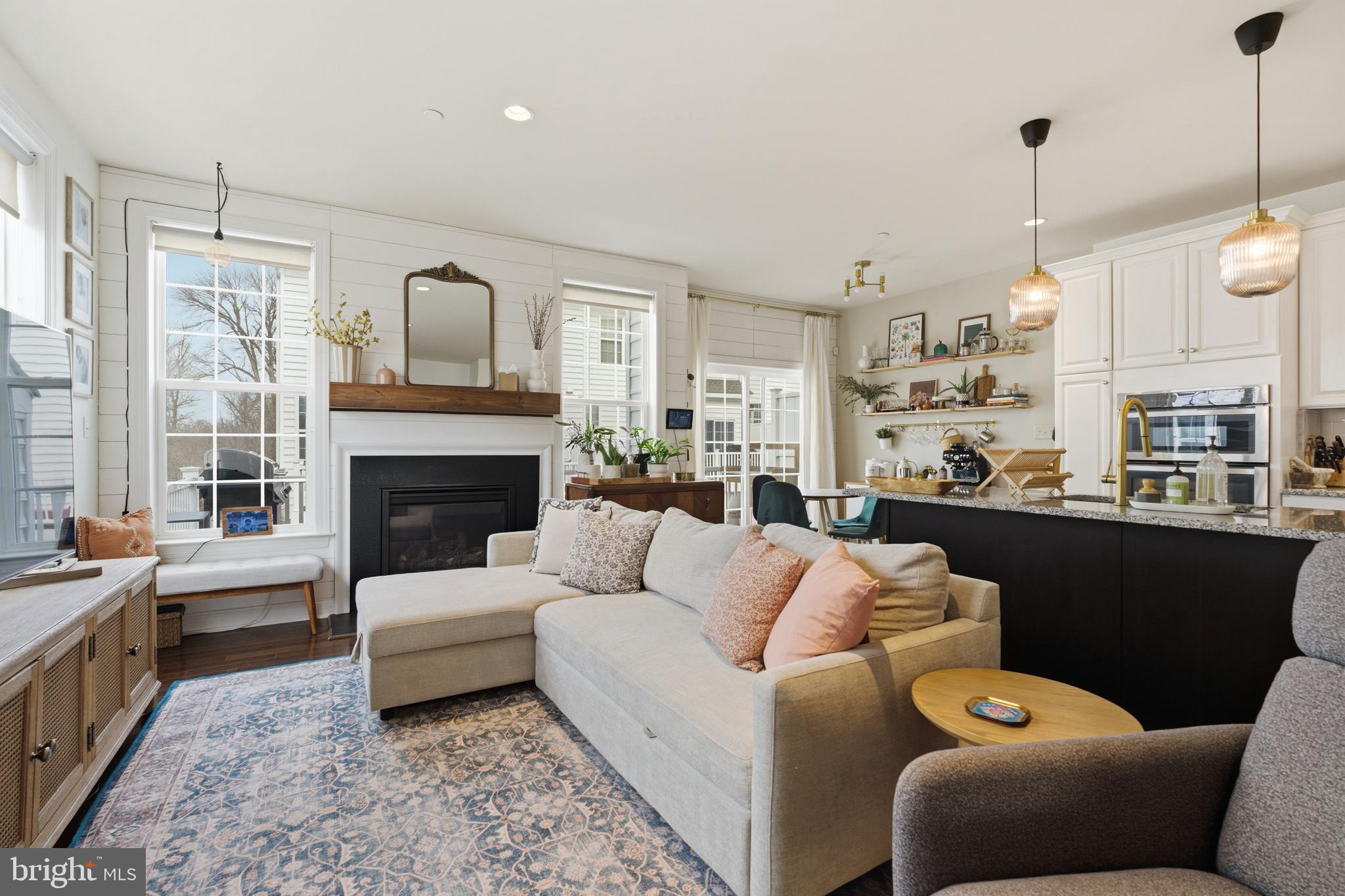 RAVENSCLIFF - Residential