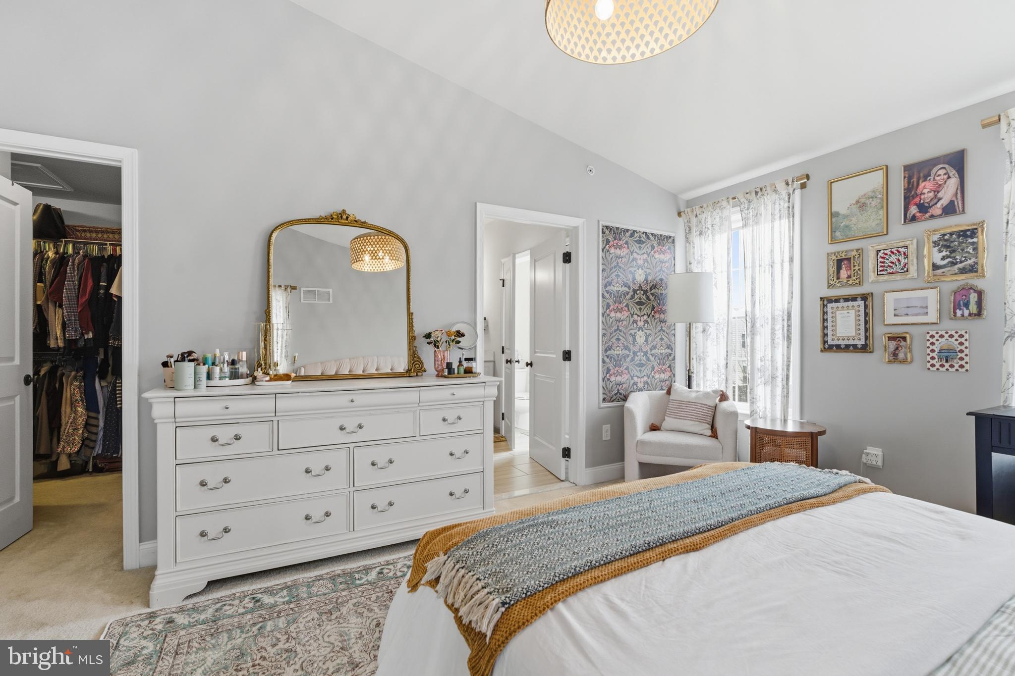 RAVENSCLIFF - Residential