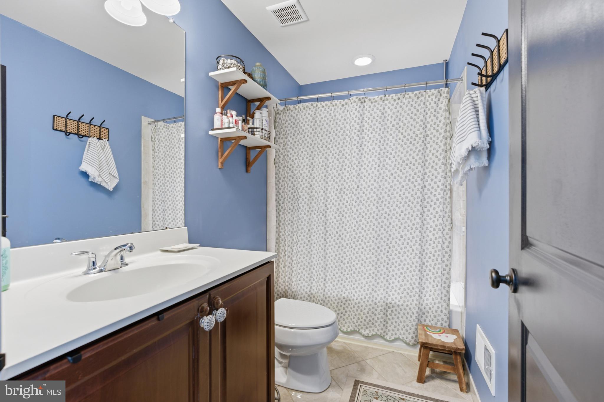 RAVENSCLIFF - Residential