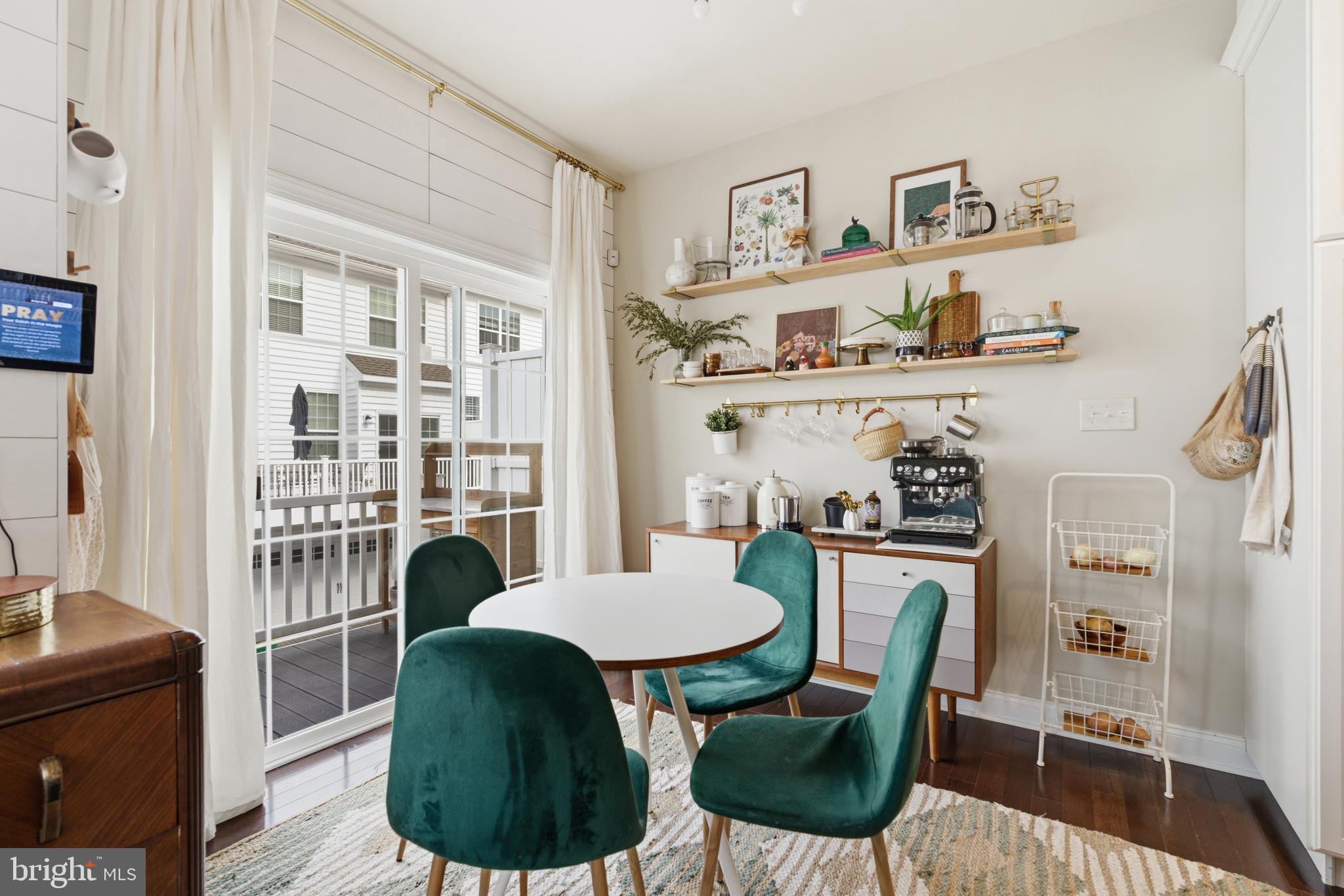 RAVENSCLIFF - Residential