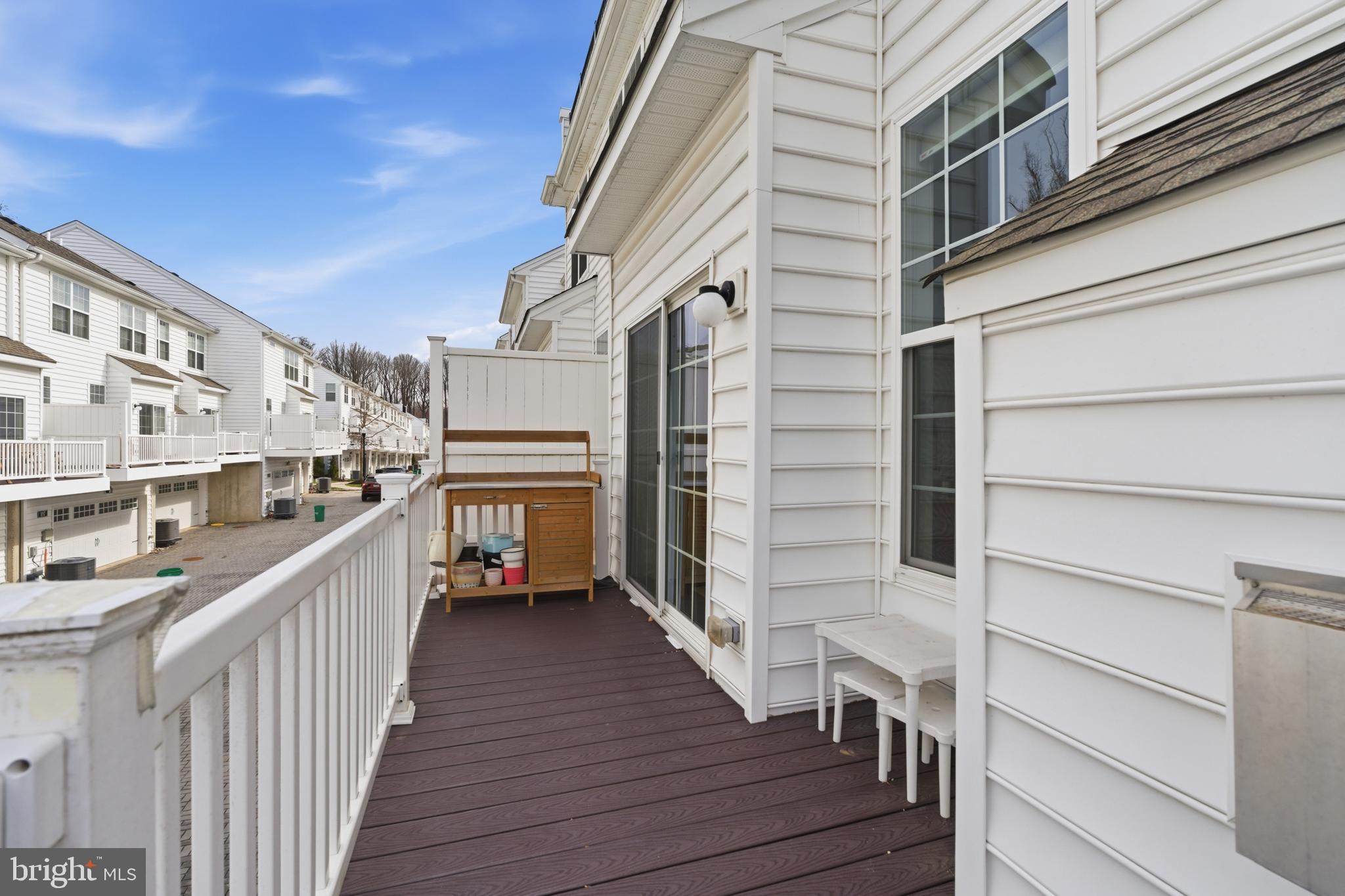 RAVENSCLIFF - Residential