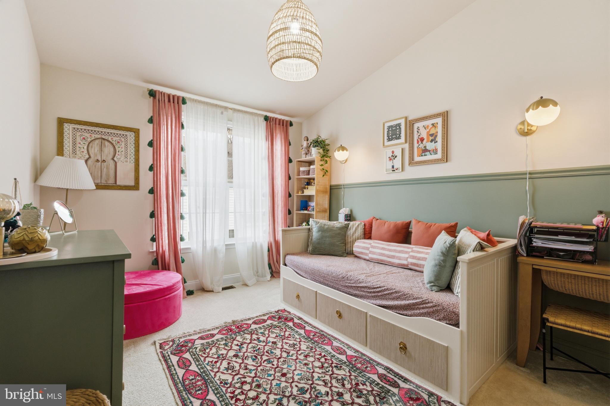 RAVENSCLIFF - Residential