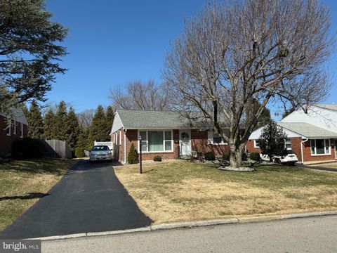 Homes For Sale - 2427 Springview Road<br/> NORRISTOWN, PA 19401