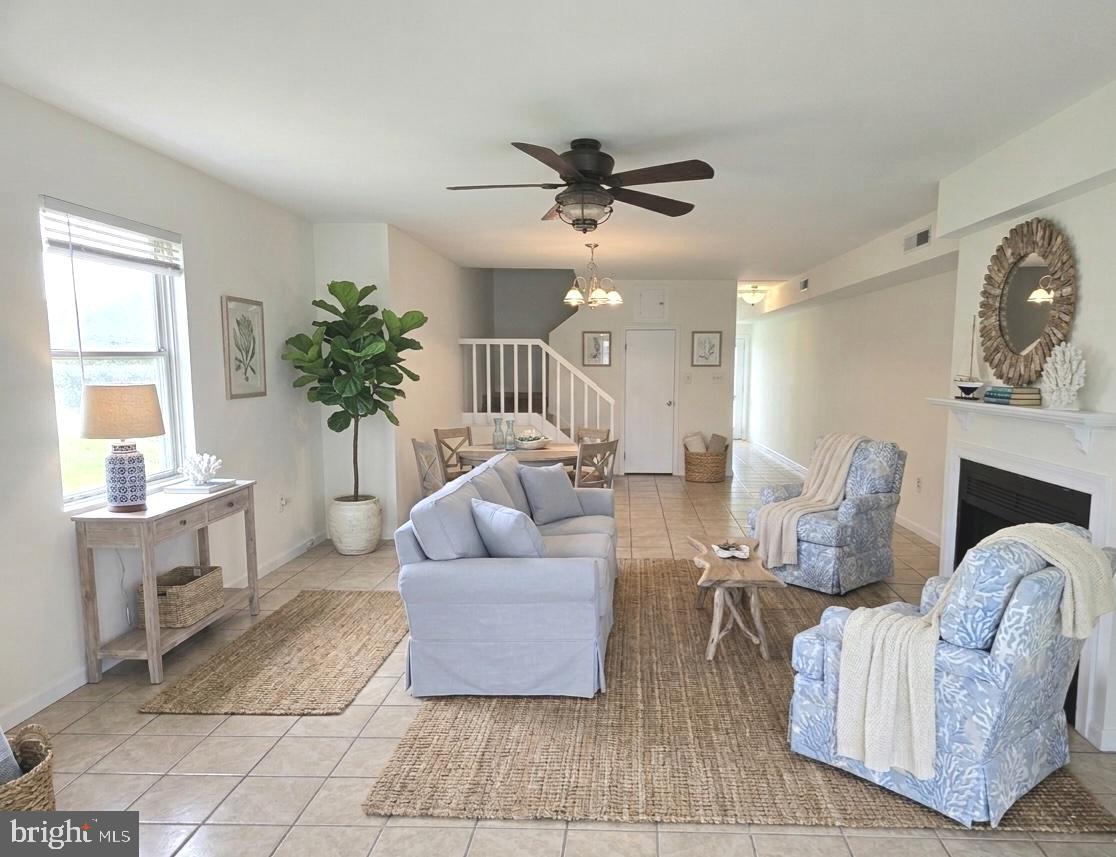 MALLARD LAKES - Residential