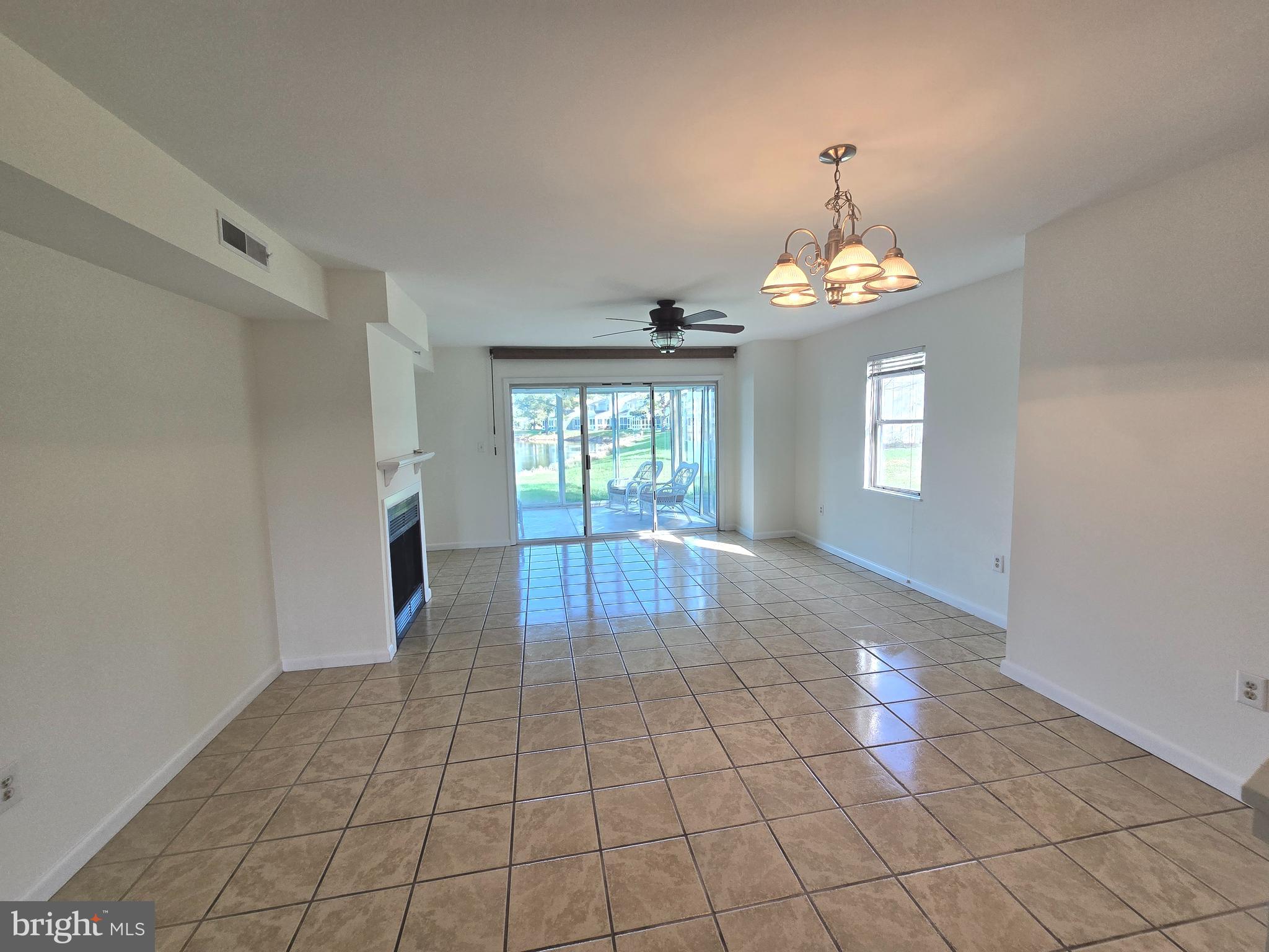 MALLARD LAKES - Residential