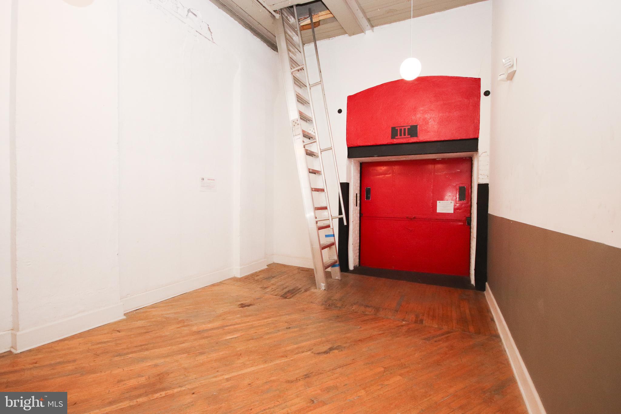 BYRNE LOFTS - Residential Lease