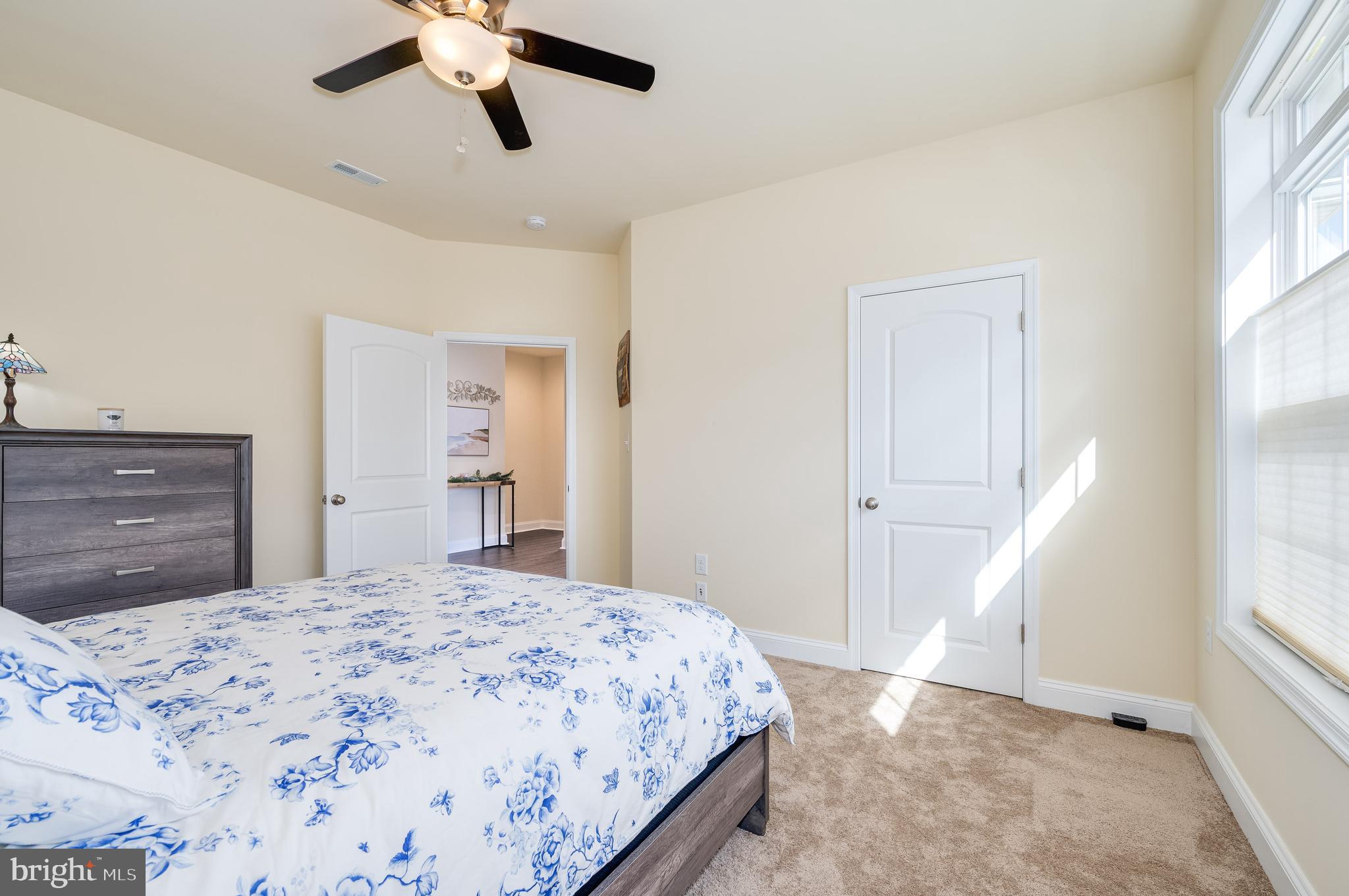 LOCUST HILL - Residential