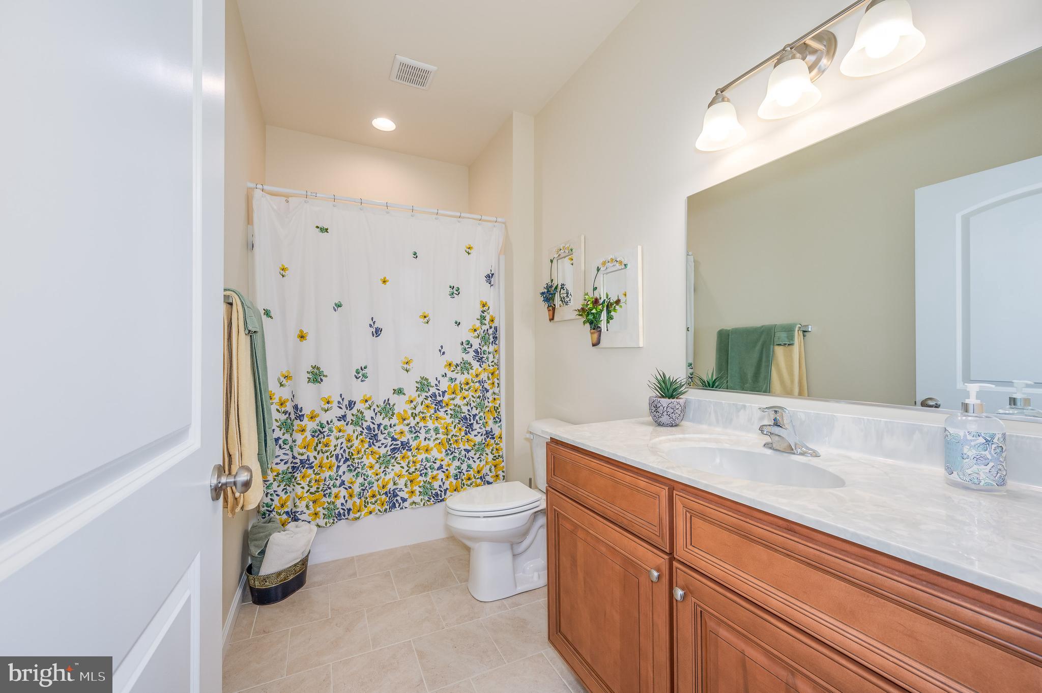 LOCUST HILL - Residential