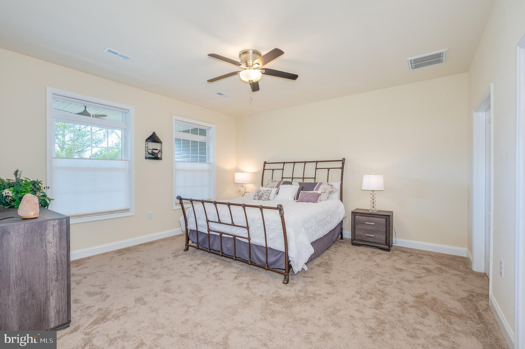 LOCUST HILL - Residential