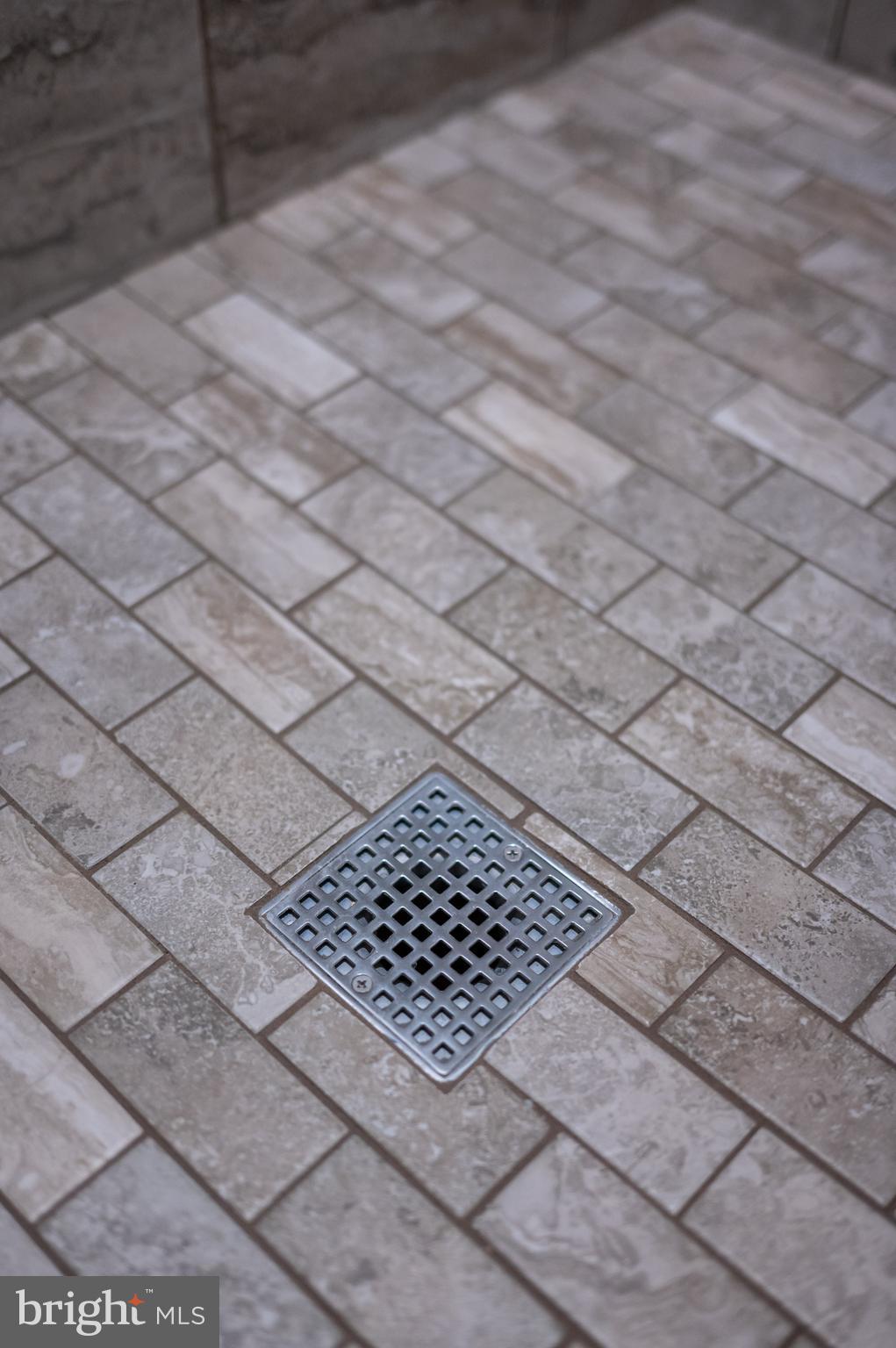 LOCUST HILL - Residential