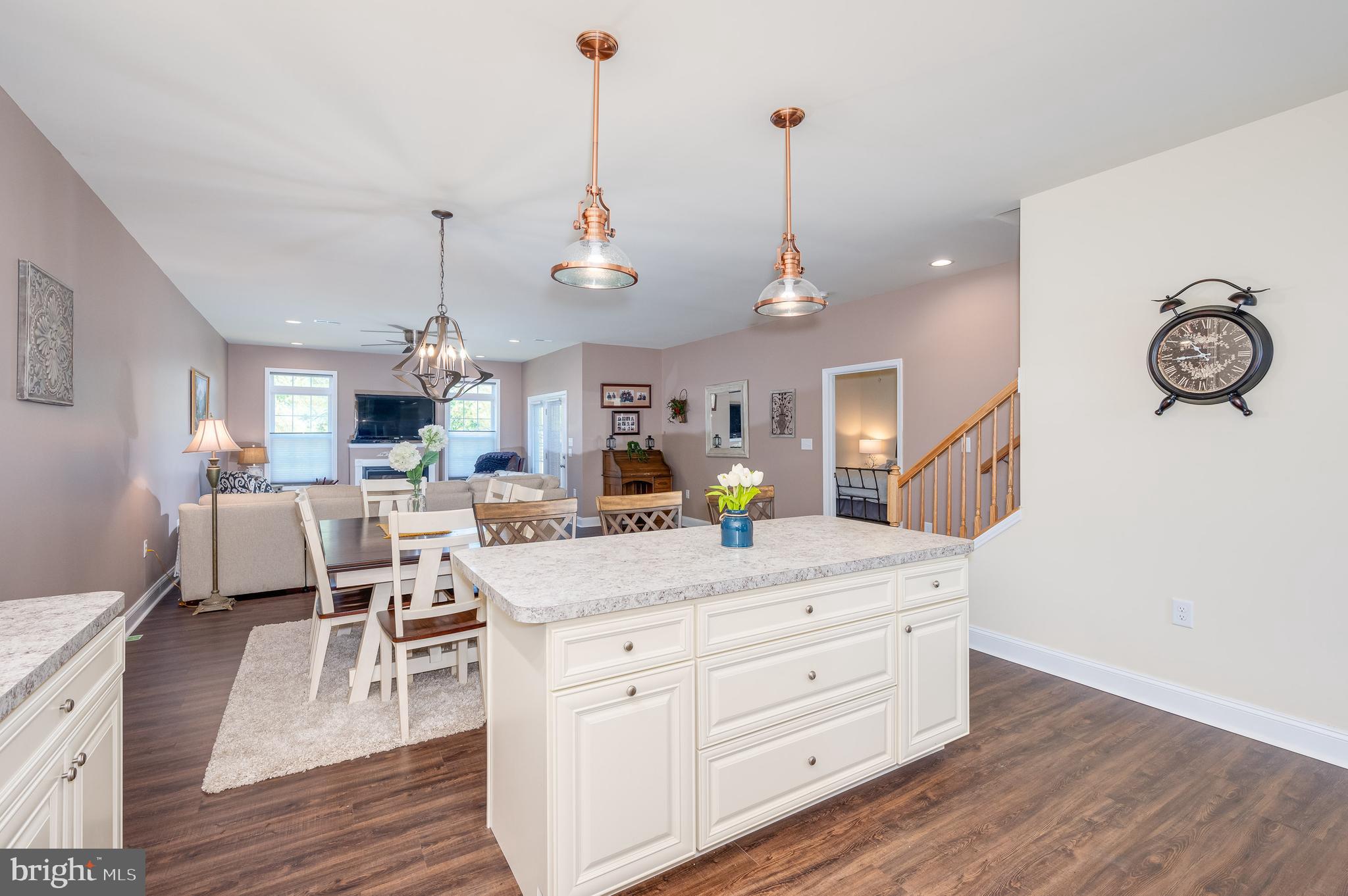 LOCUST HILL - Residential