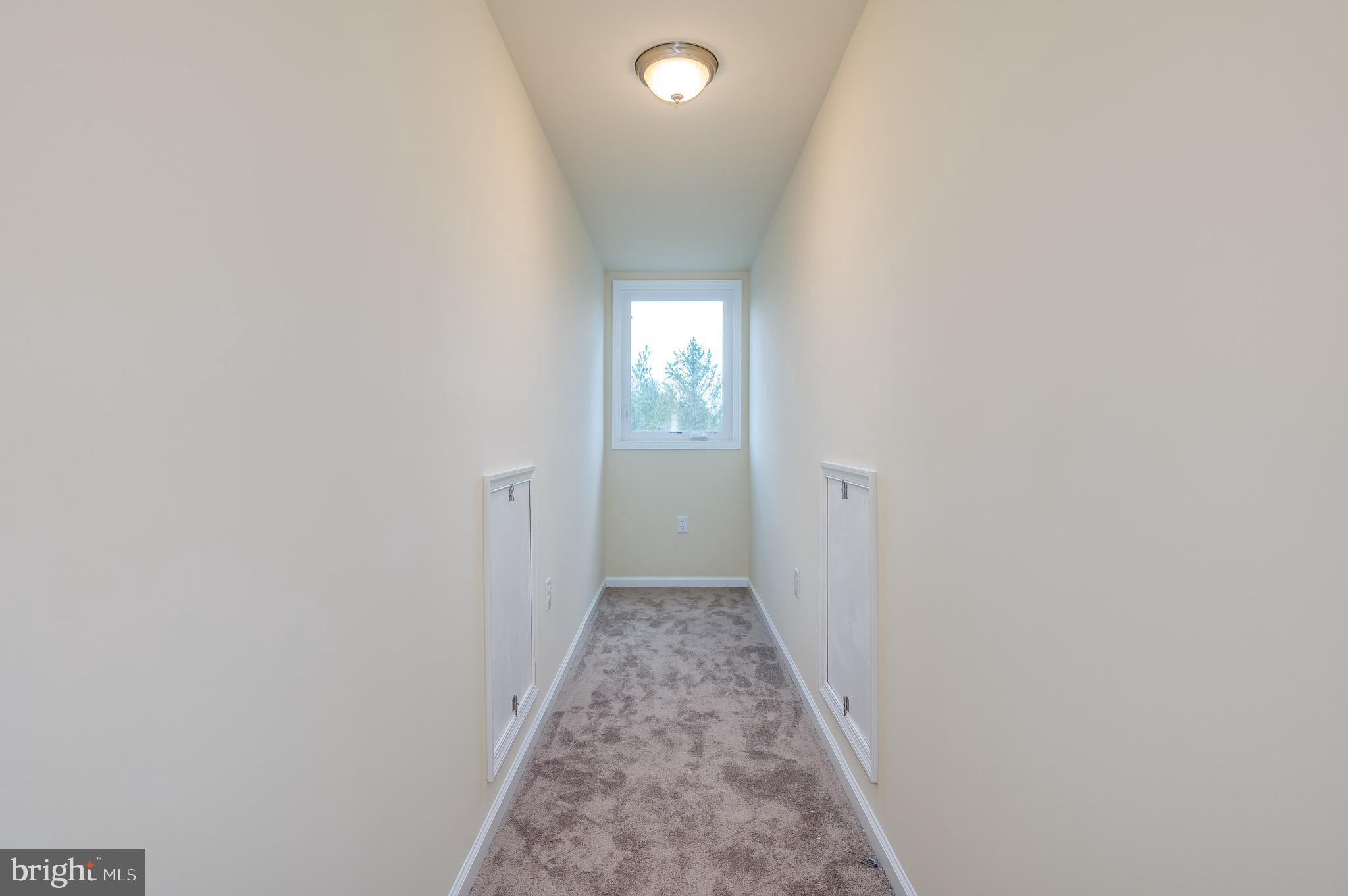 LOCUST HILL - Residential