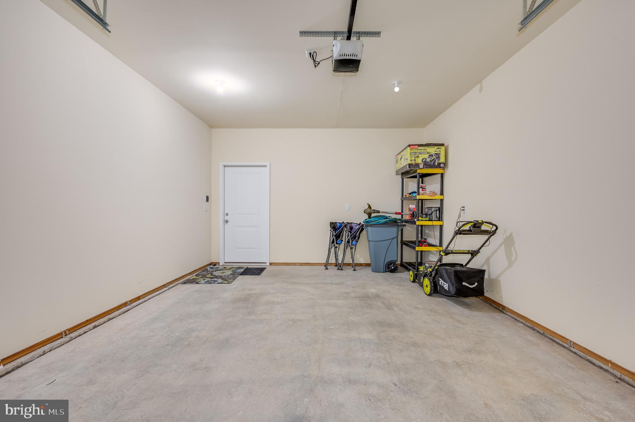 LOCUST HILL - Residential