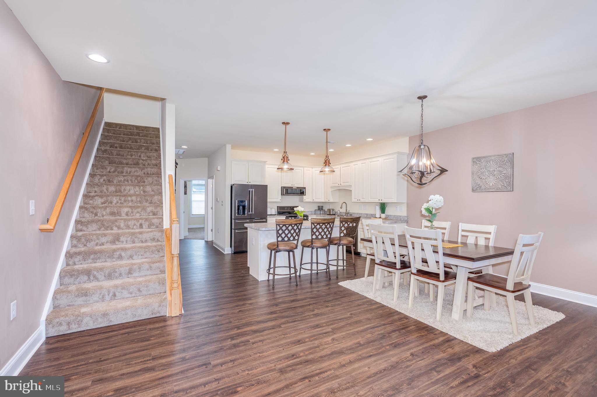 LOCUST HILL - Residential