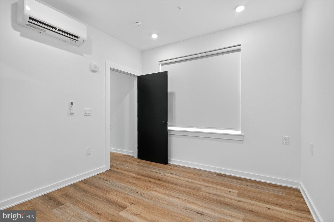 WEST KENSINGTON - Residential Lease