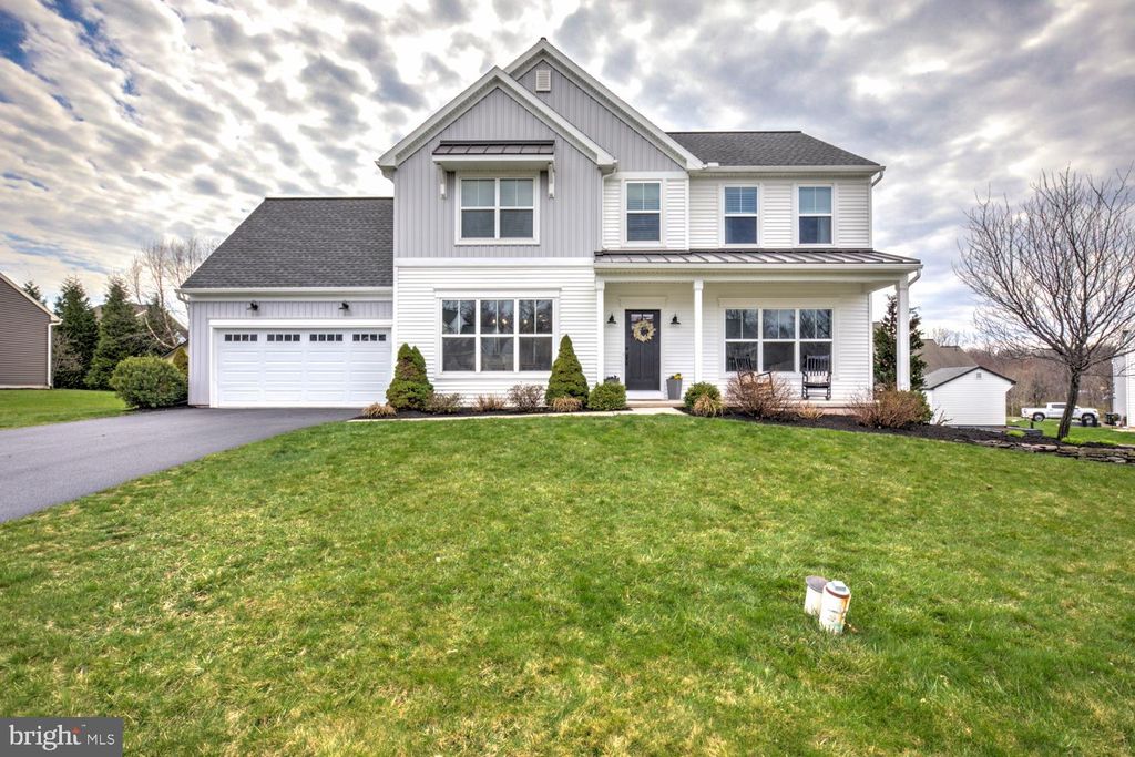Photo of 73 Summers Drive, STEVENS, PA 17578 (MLS # PALA2085122)