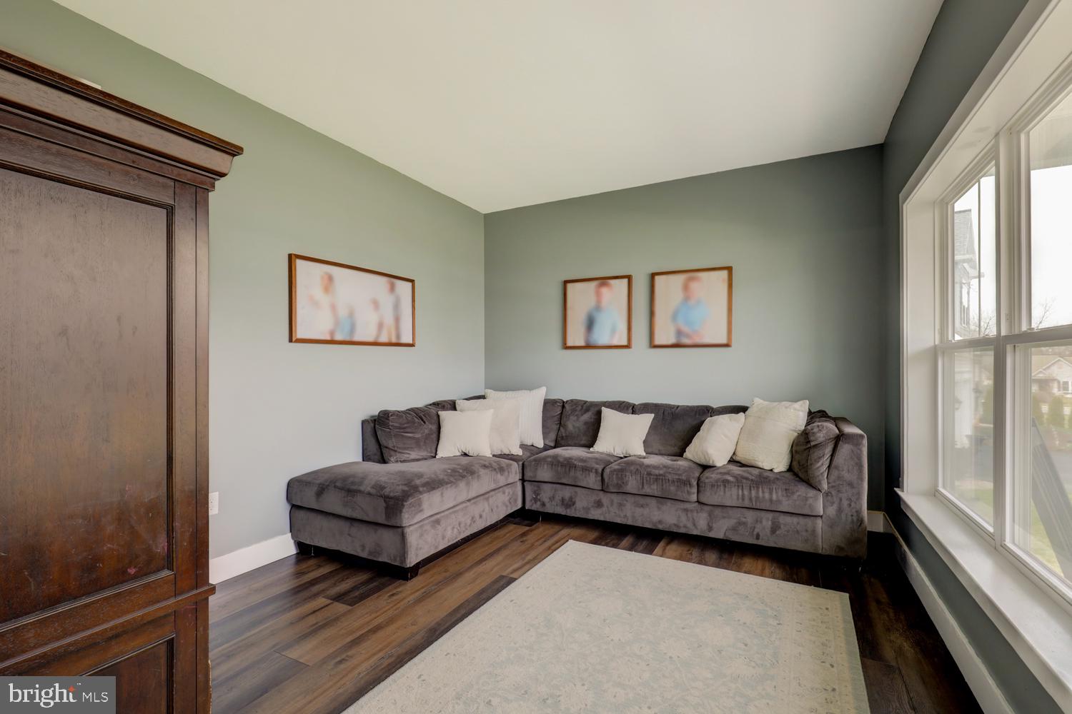 STONEY POINTE - Residential