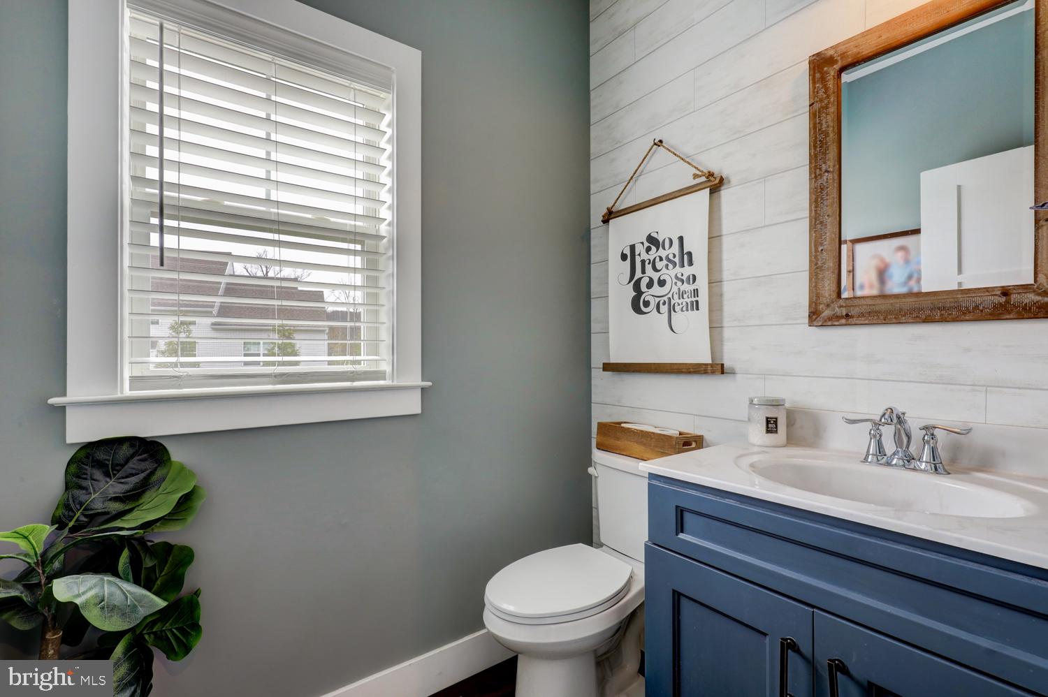 STONEY POINTE - Residential