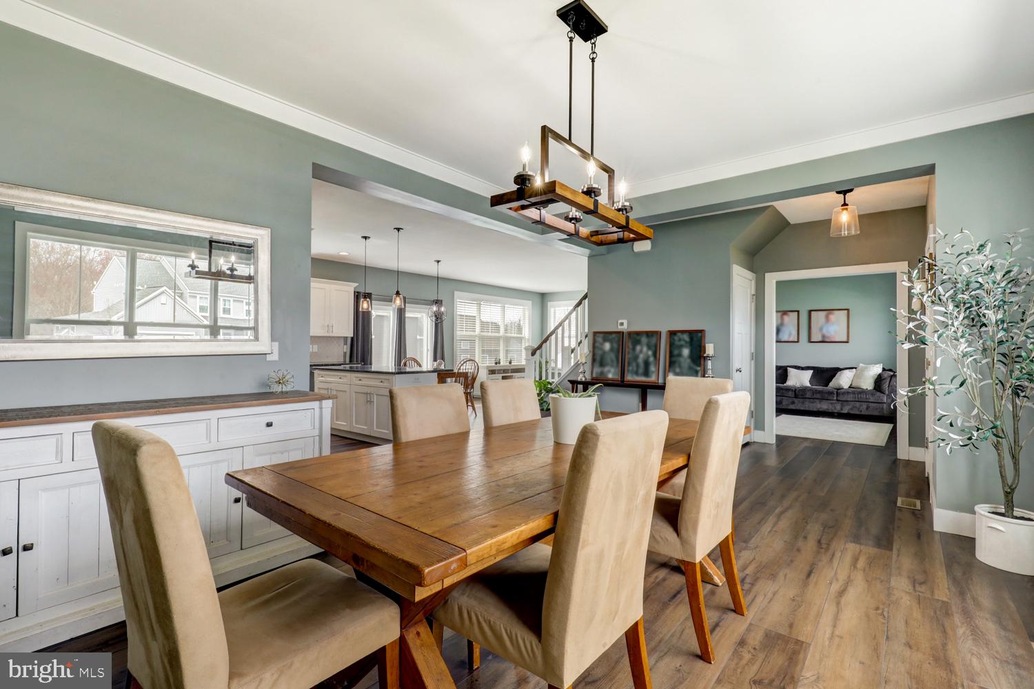 STONEY POINTE - Residential