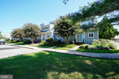 Condo For Sale - 6 Henlopen Gdns Gdns<br/> LEWES, DE 19958