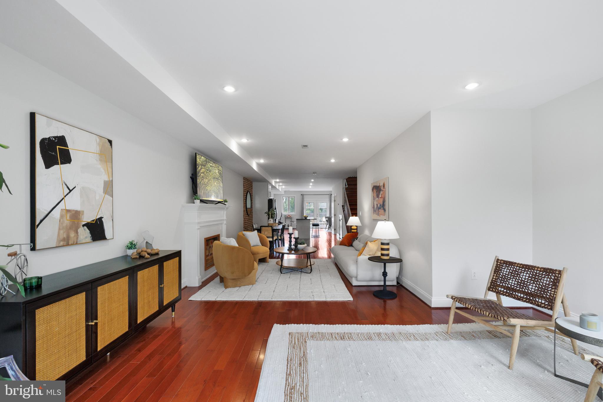 509 M STREET NE 4