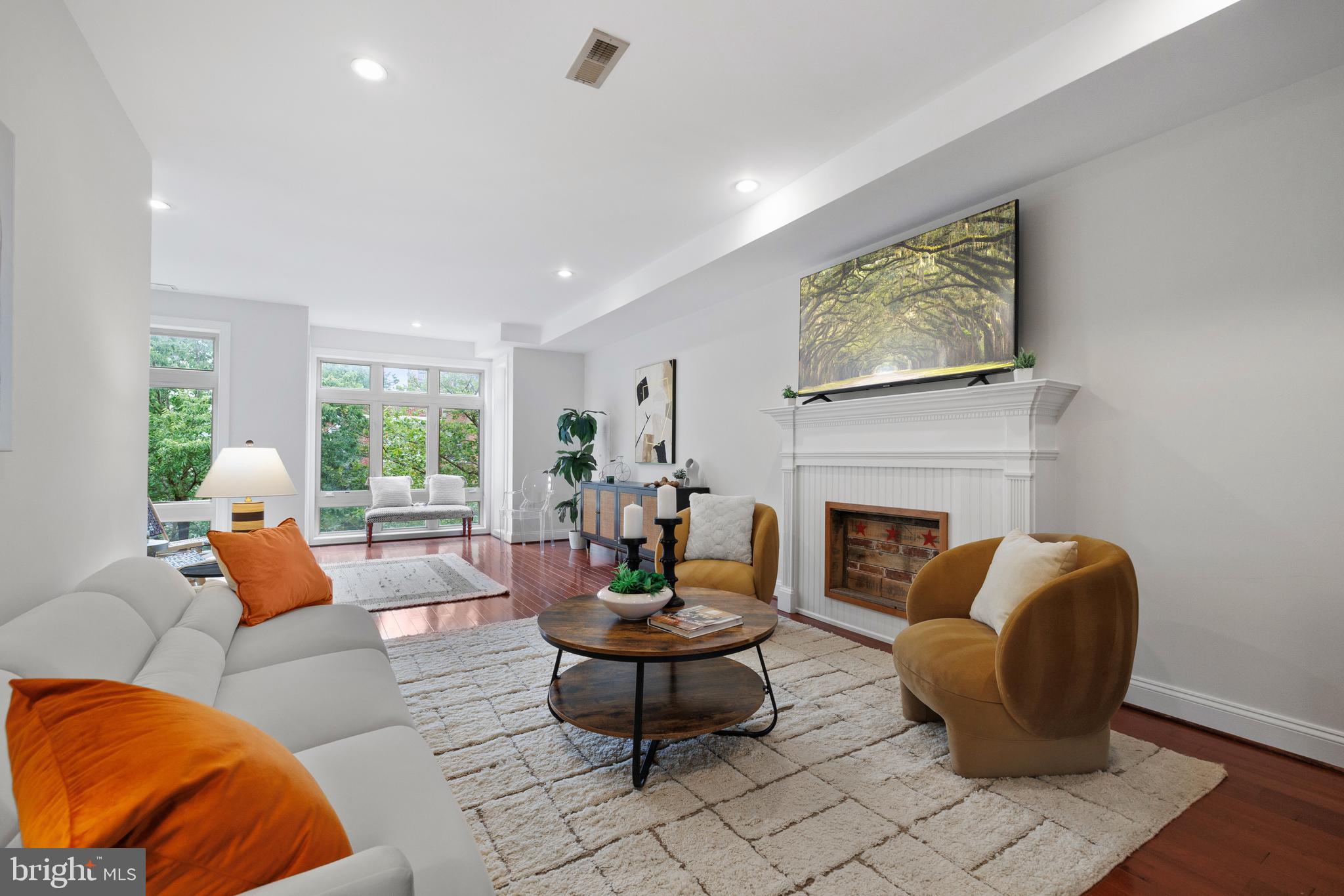 509 M STREET NE 4