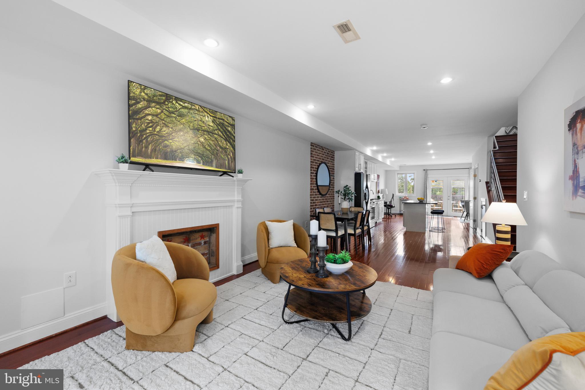 509 M STREET NE 4
