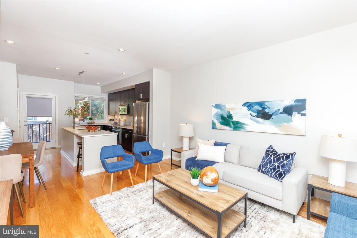 1034 OTIS STREET NE 101